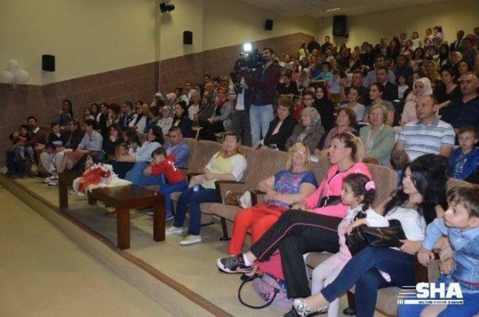 Anaokulu öğrencileri hünerlerini sergiledi.