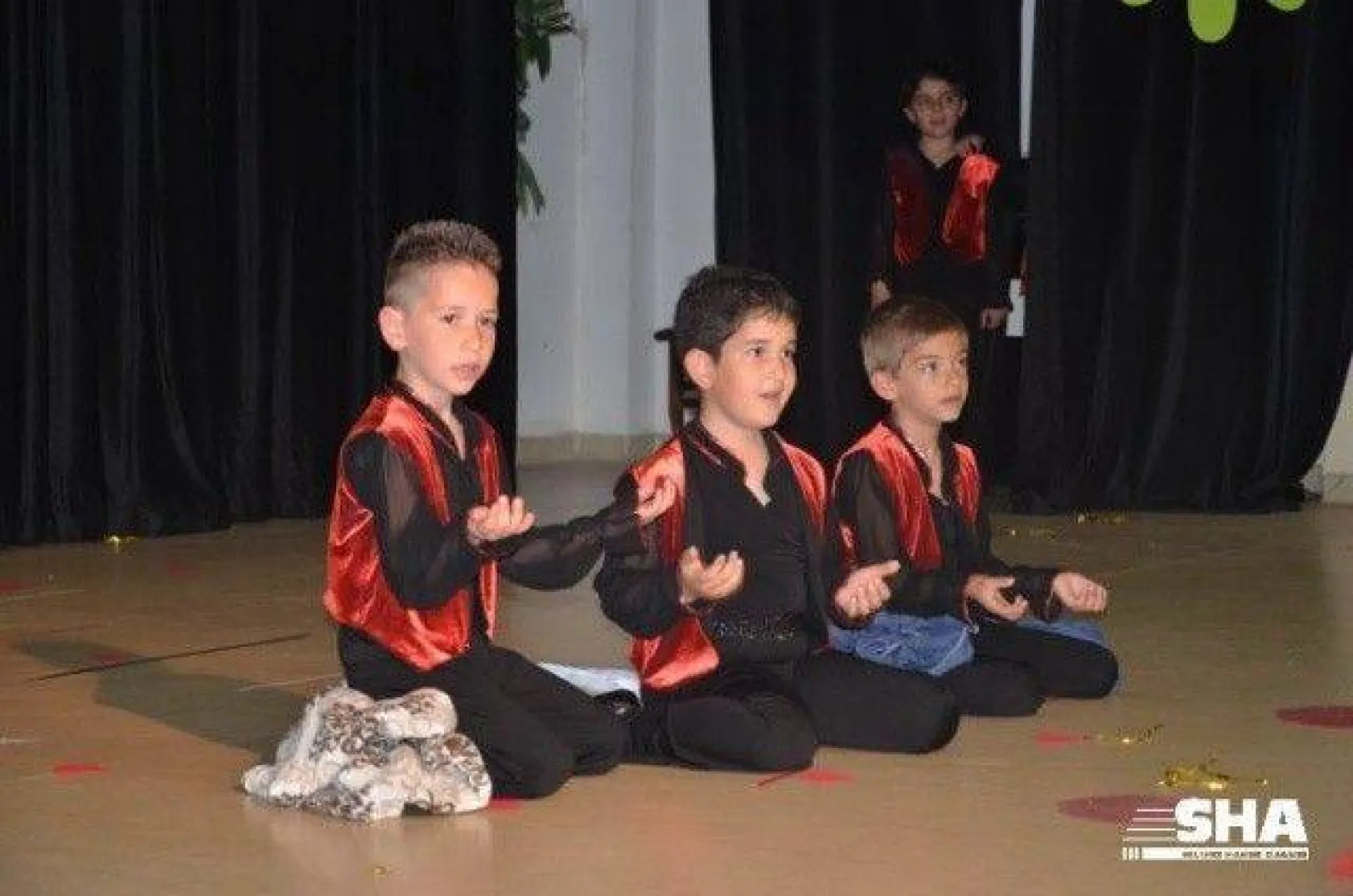 Anaokulu öğrencileri hünerlerini sergiledi.