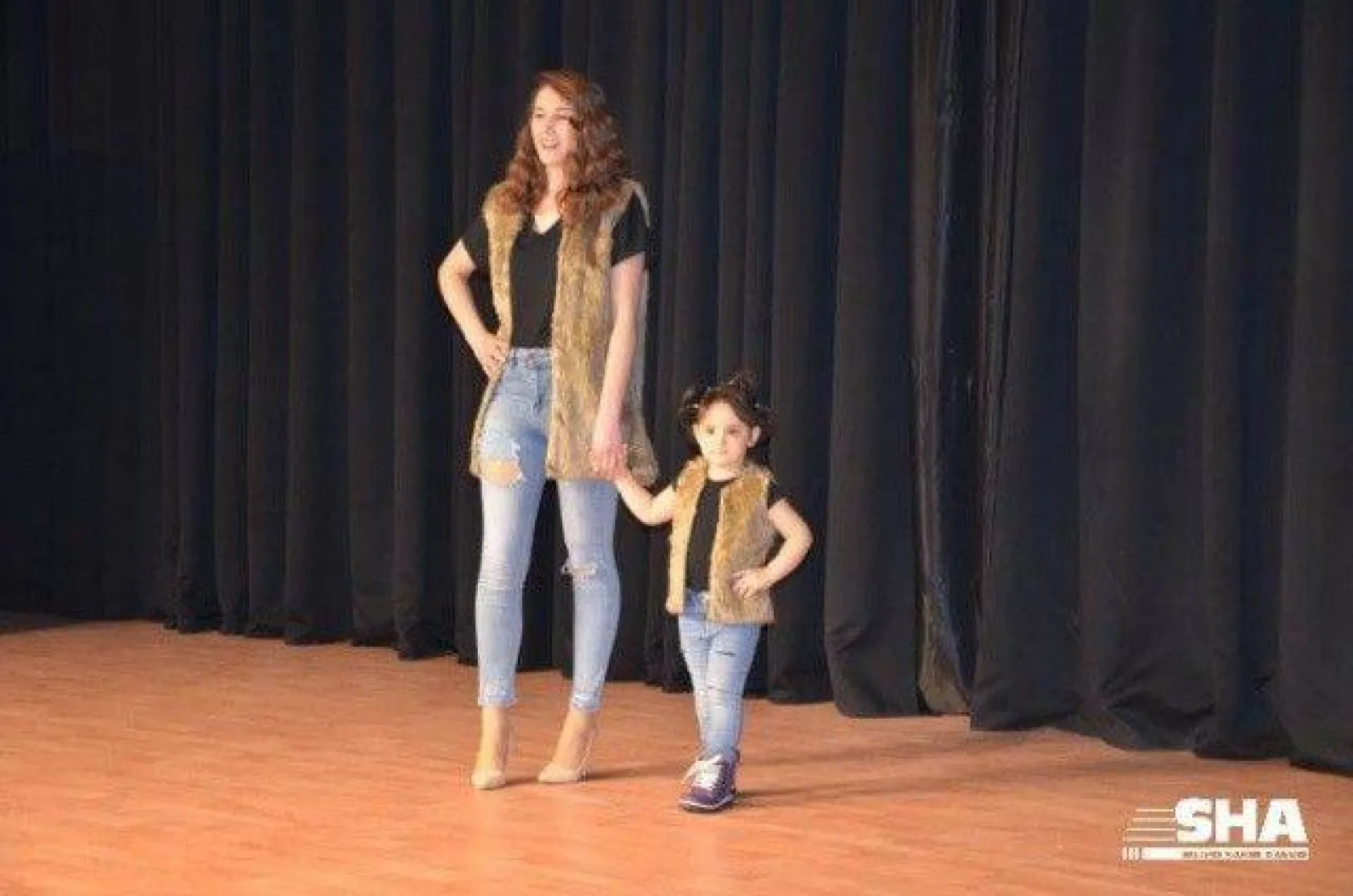 Anne kız aşkına yoğun ilgi