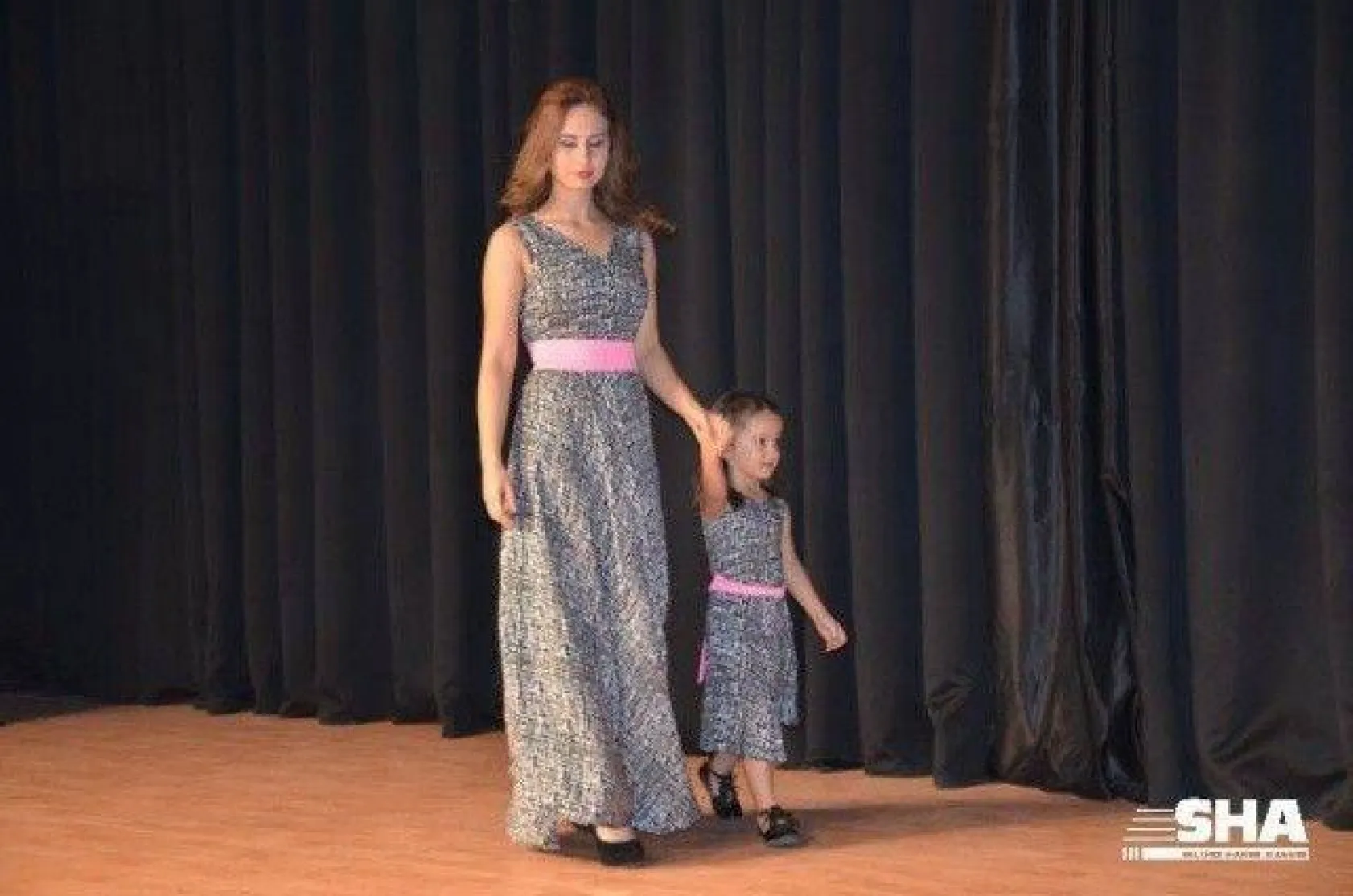 Anne kız aşkına yoğun ilgi