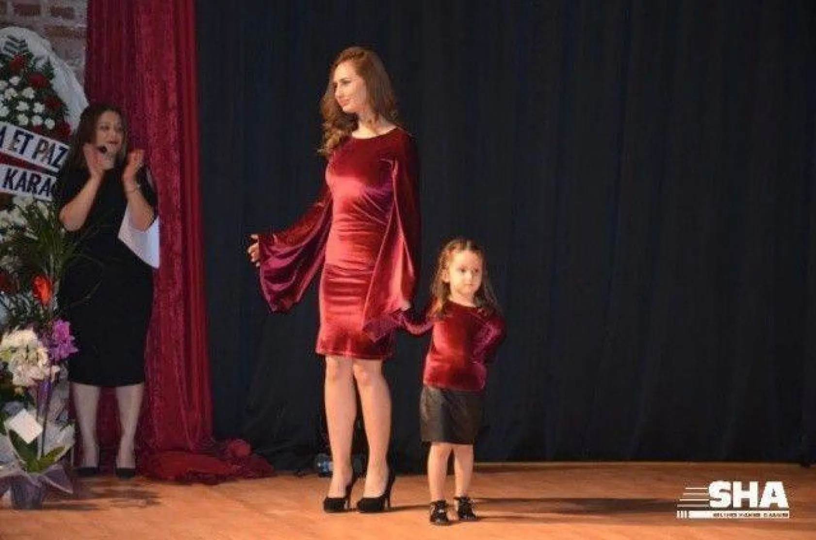 Anne kız aşkına yoğun ilgi