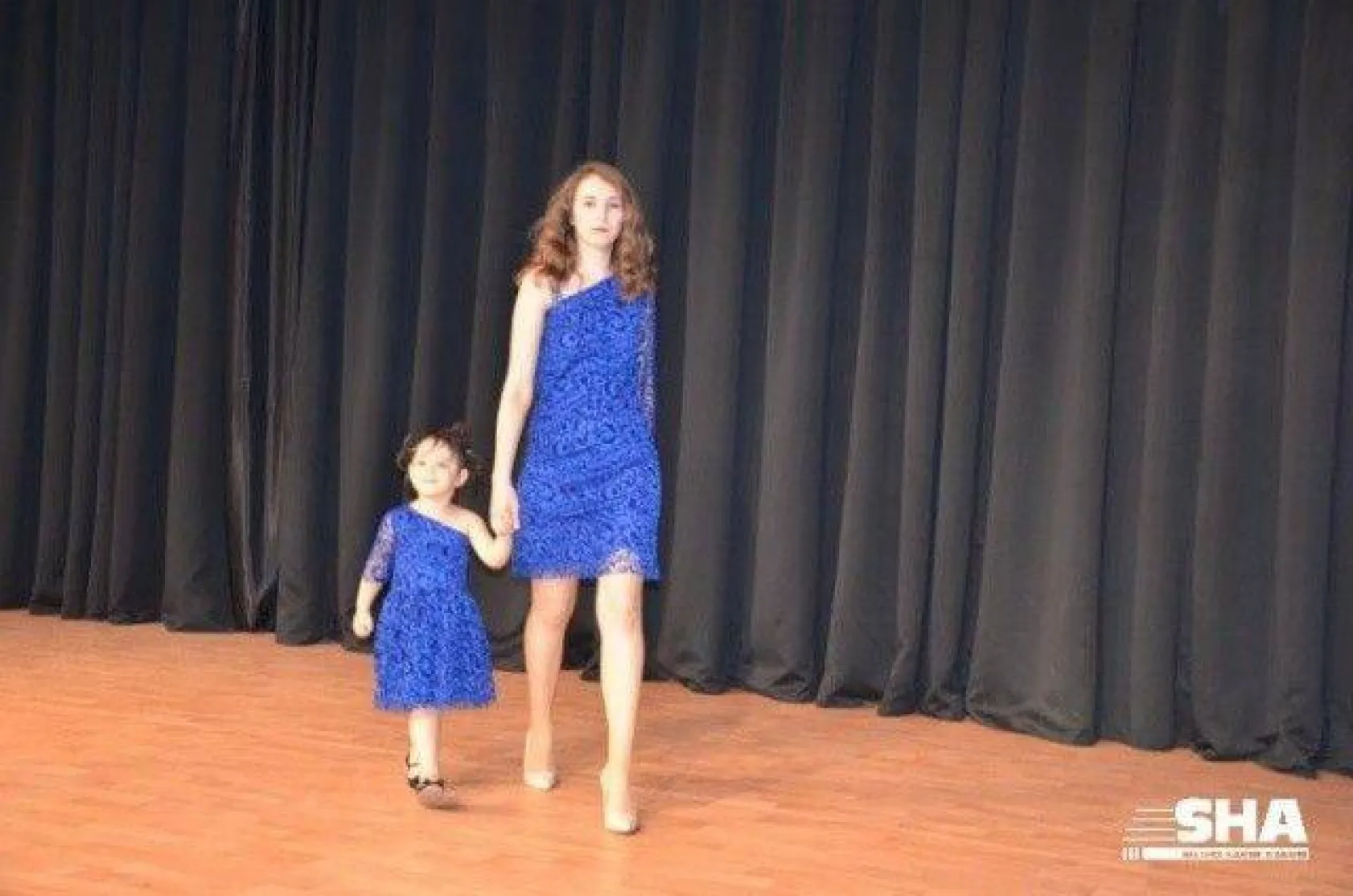 Anne kız aşkına yoğun ilgi