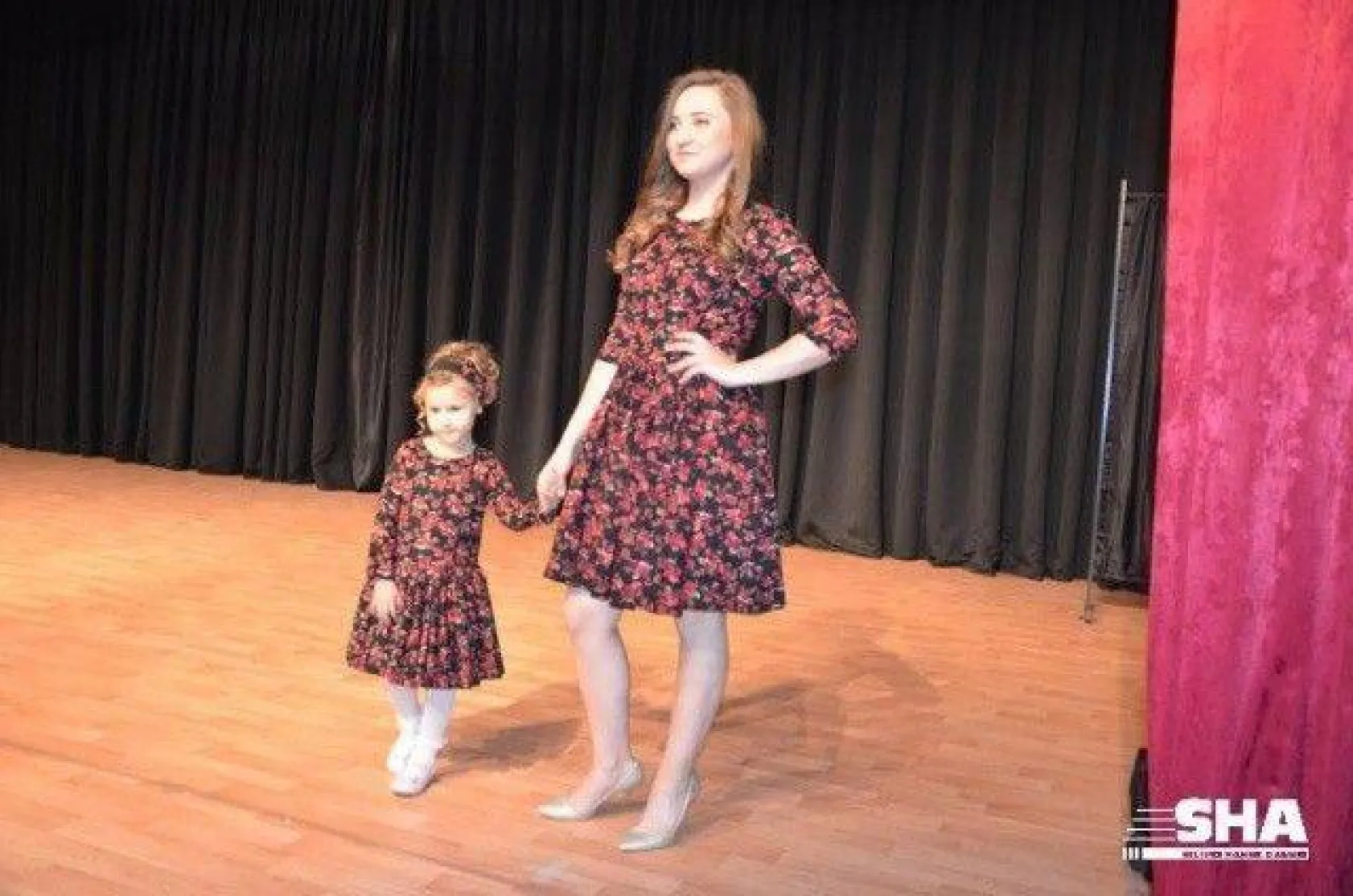 Anne kız aşkına yoğun ilgi