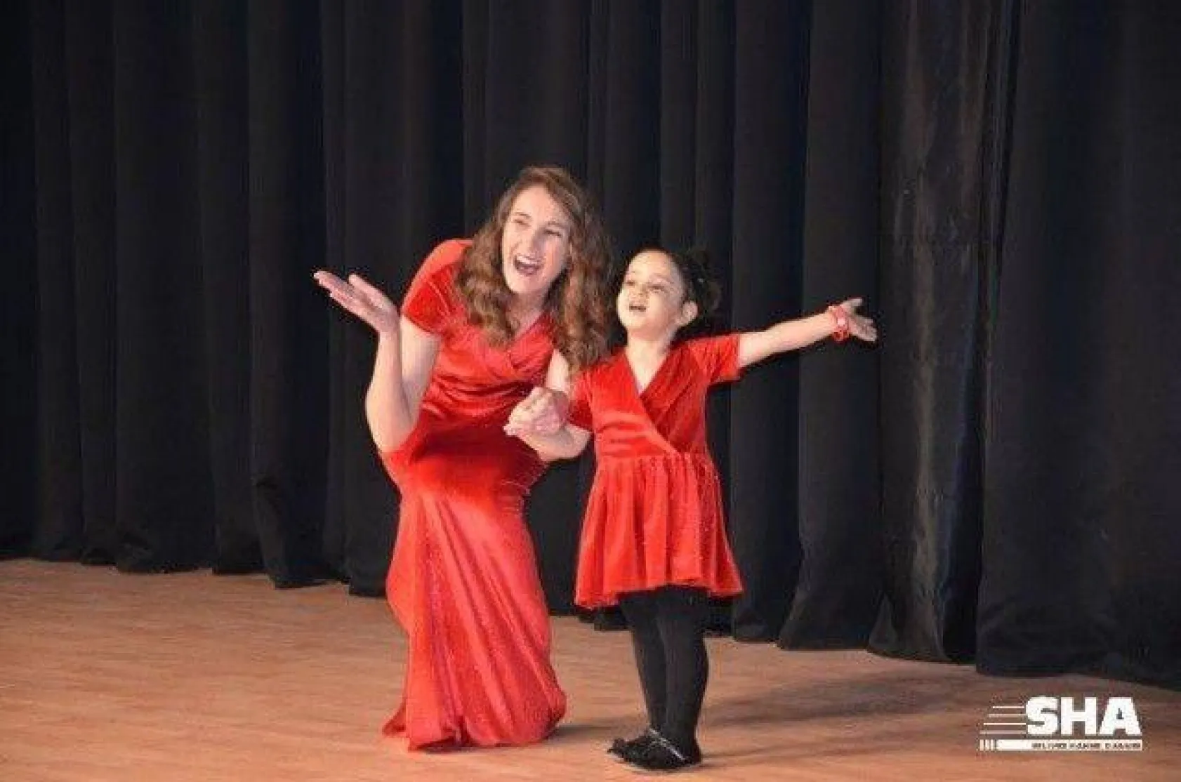 Anne kız aşkına yoğun ilgi