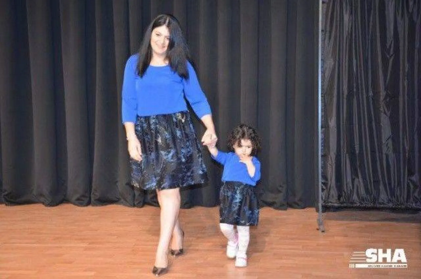 Anne kız aşkına yoğun ilgi