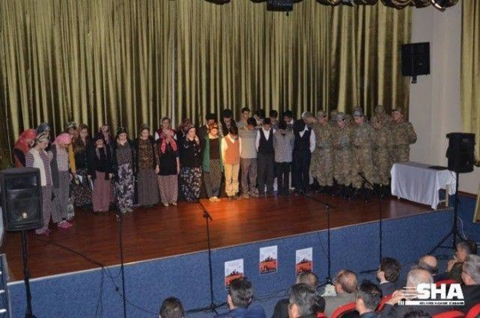 Asım'ın nesli hem ağladı hem ağlattı