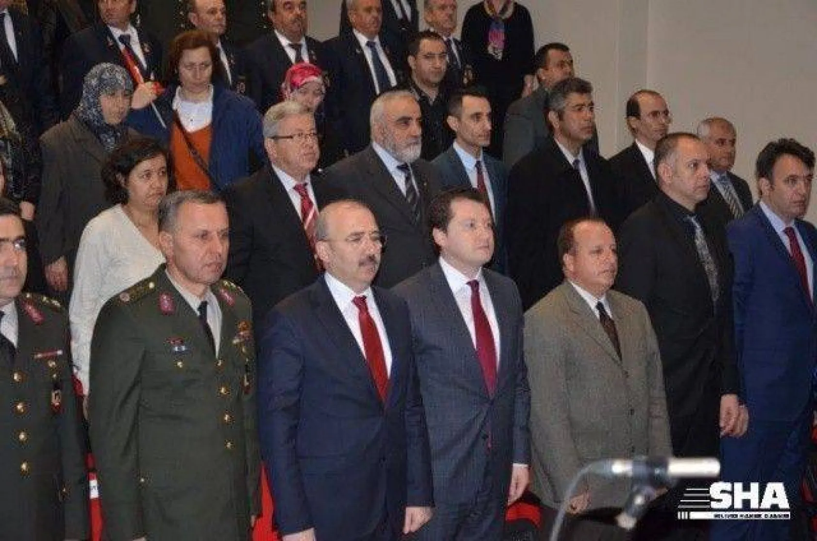 Asım'ın nesli hem ağladı hem ağlattı