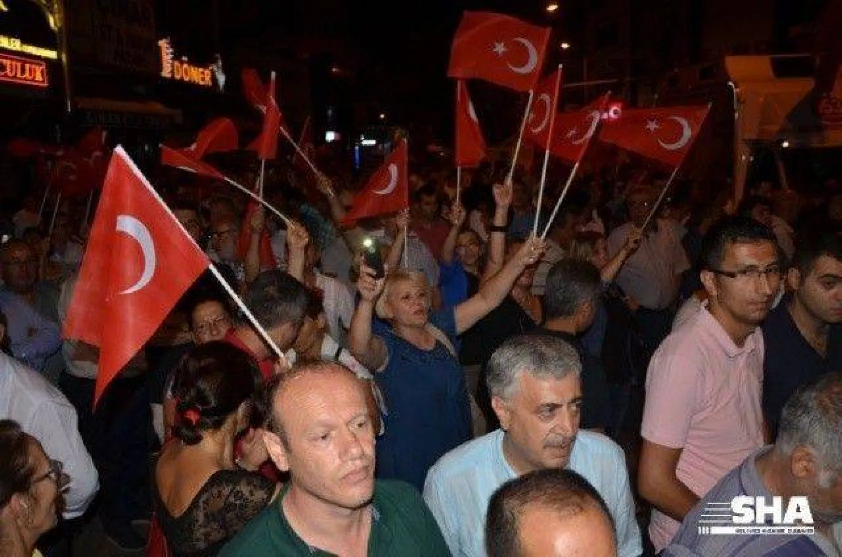 Başkan Topbaş, Silivri'de Demokrasi nöbetine katıldı