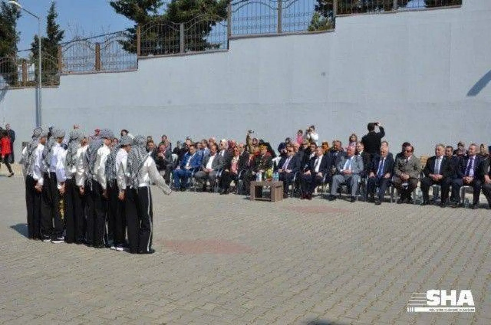 Baharın Gelişine Merhaba Dediler