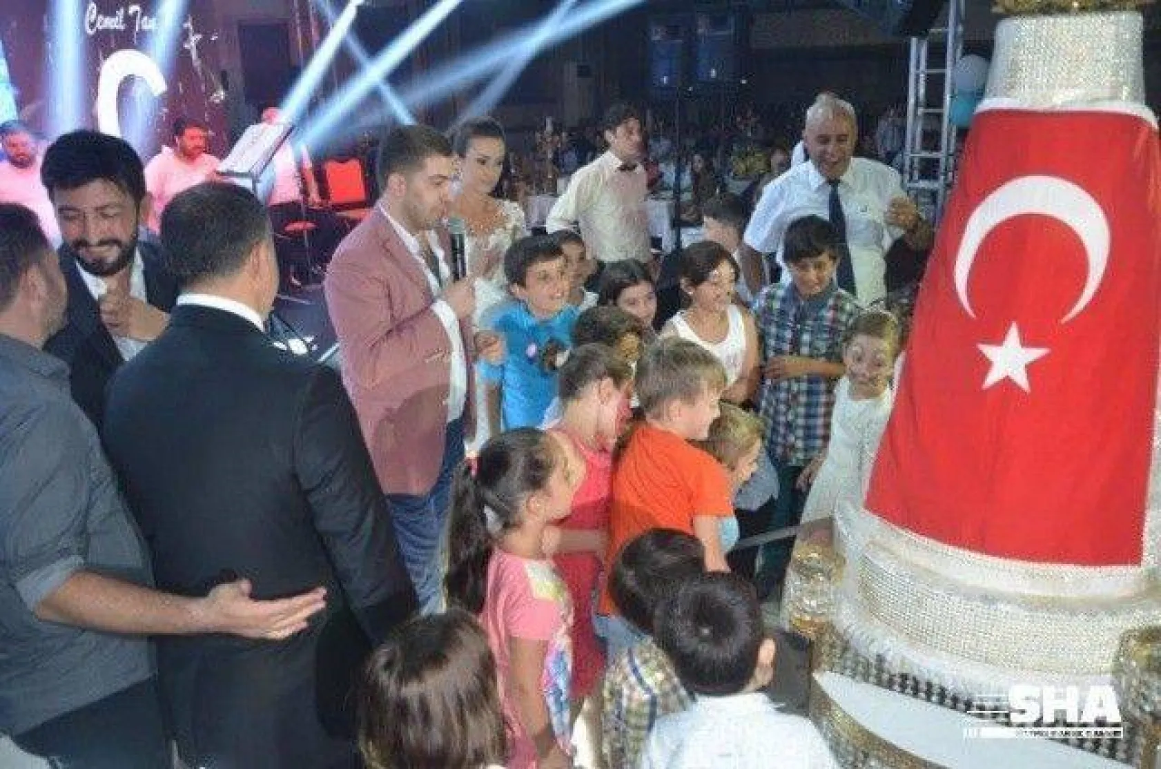 Cemil Tan erkekliğe ilk adımını attı (Foto Galeri)