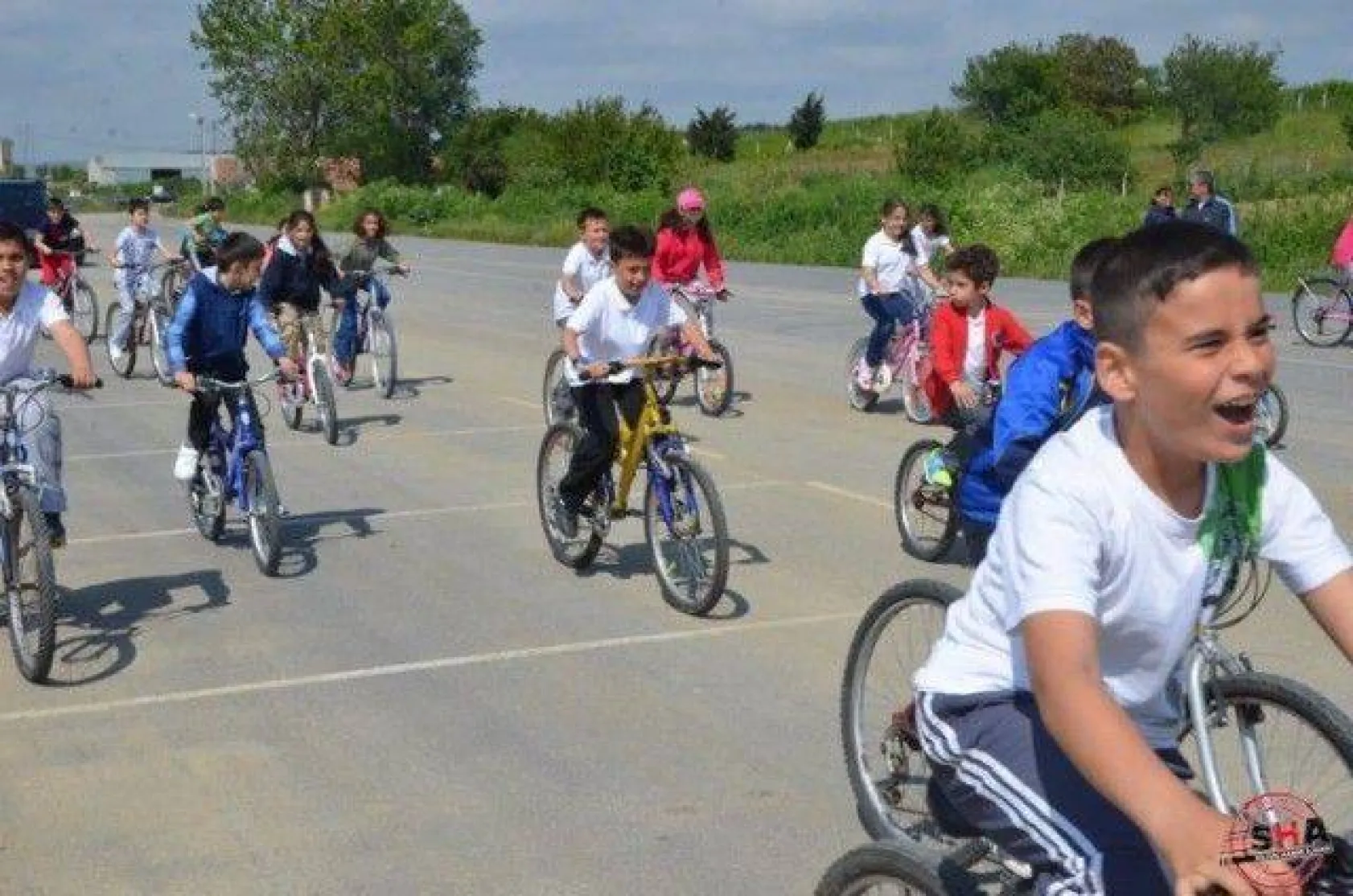 Çocuklar Cumhuriyet Parkı'nda Pedal Çevirdi