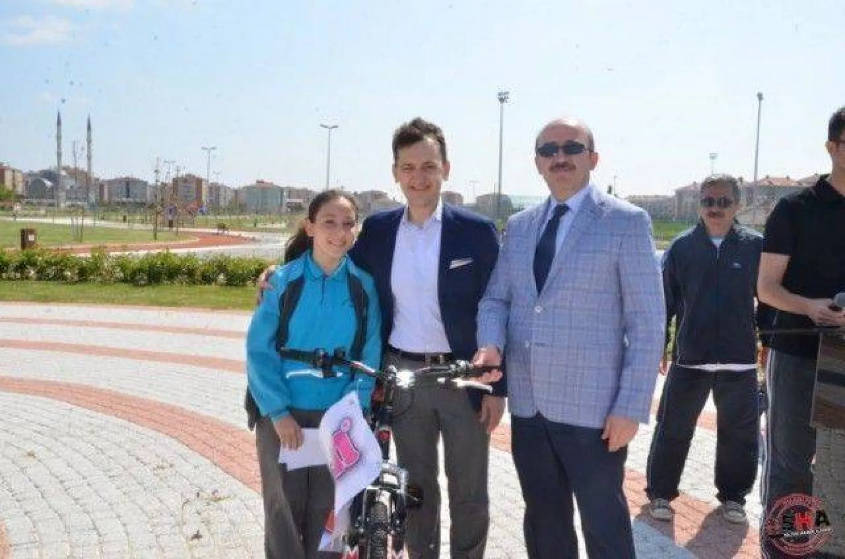 Çocuklar Cumhuriyet Parkı'nda Pedal Çevirdi