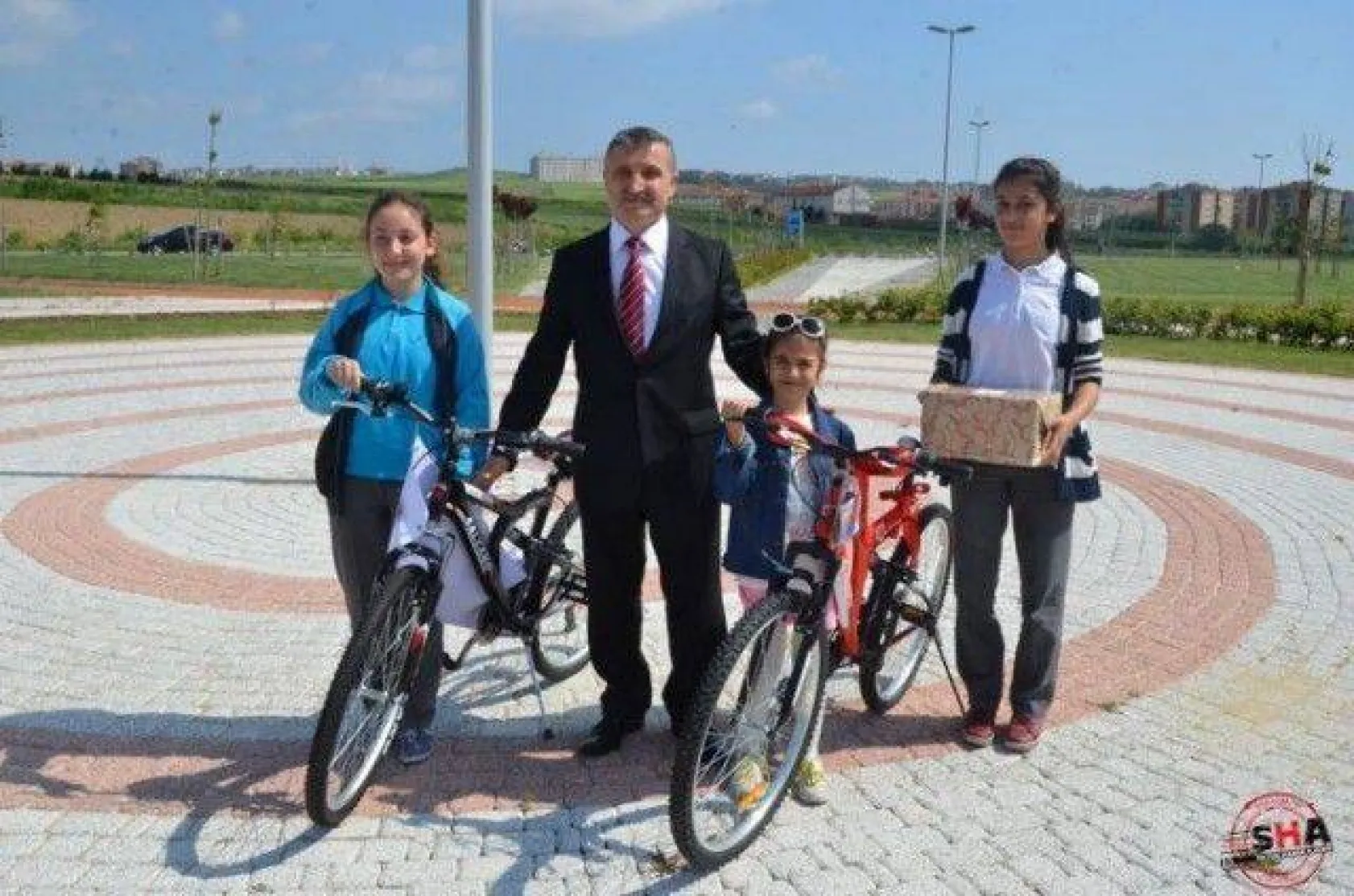 Çocuklar Cumhuriyet Parkı'nda Pedal Çevirdi