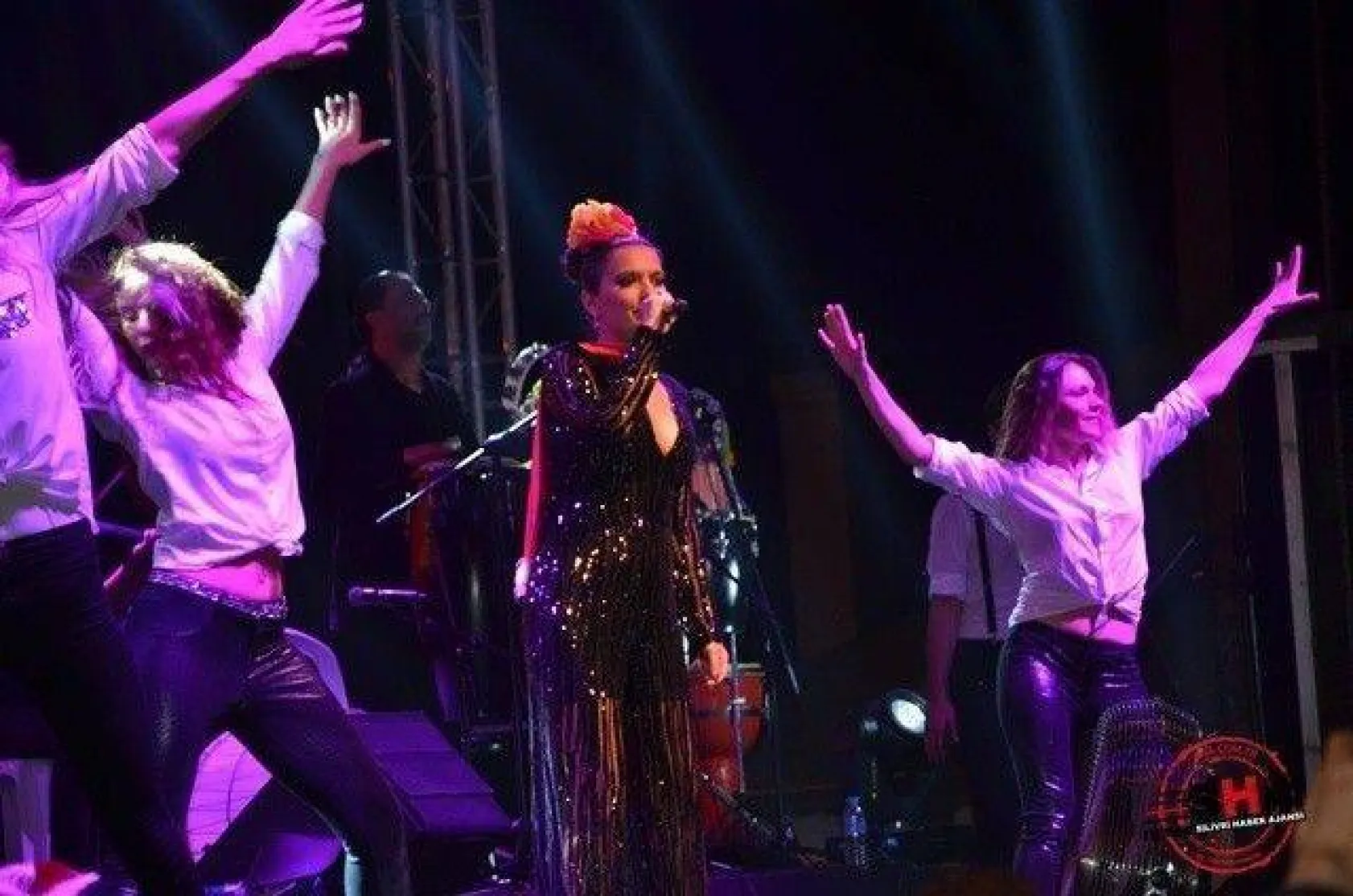 Erguvan Festivali Muhteşem Başladı