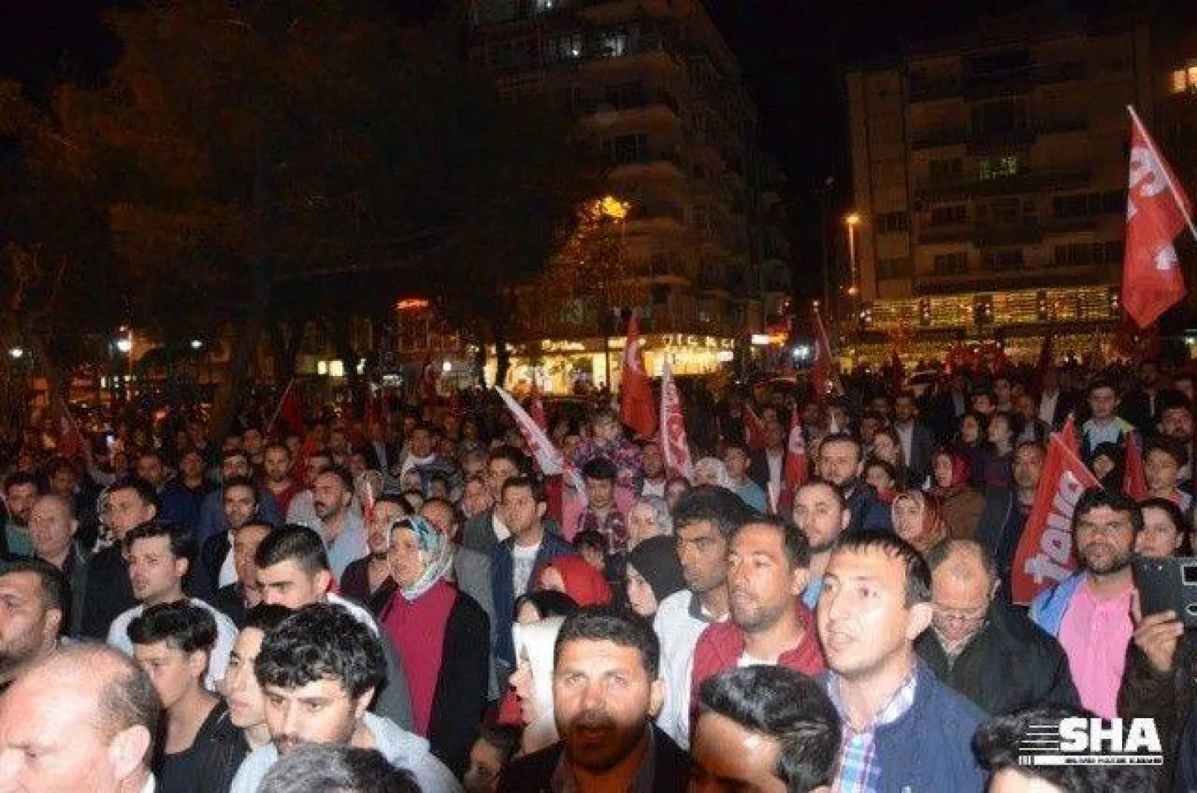 Silivri AK Parti'de Referandum kutlaması [Foto Galeri]
