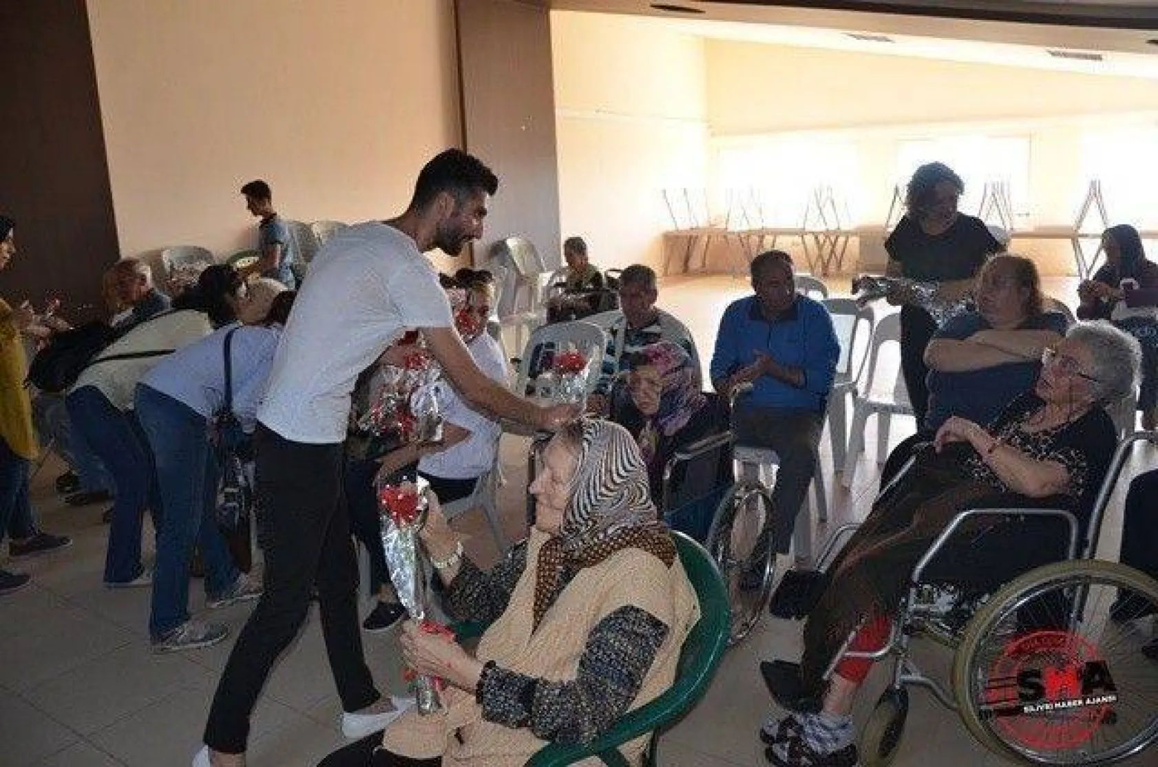 Doğrular OSGB'den huzurevi ziyareti