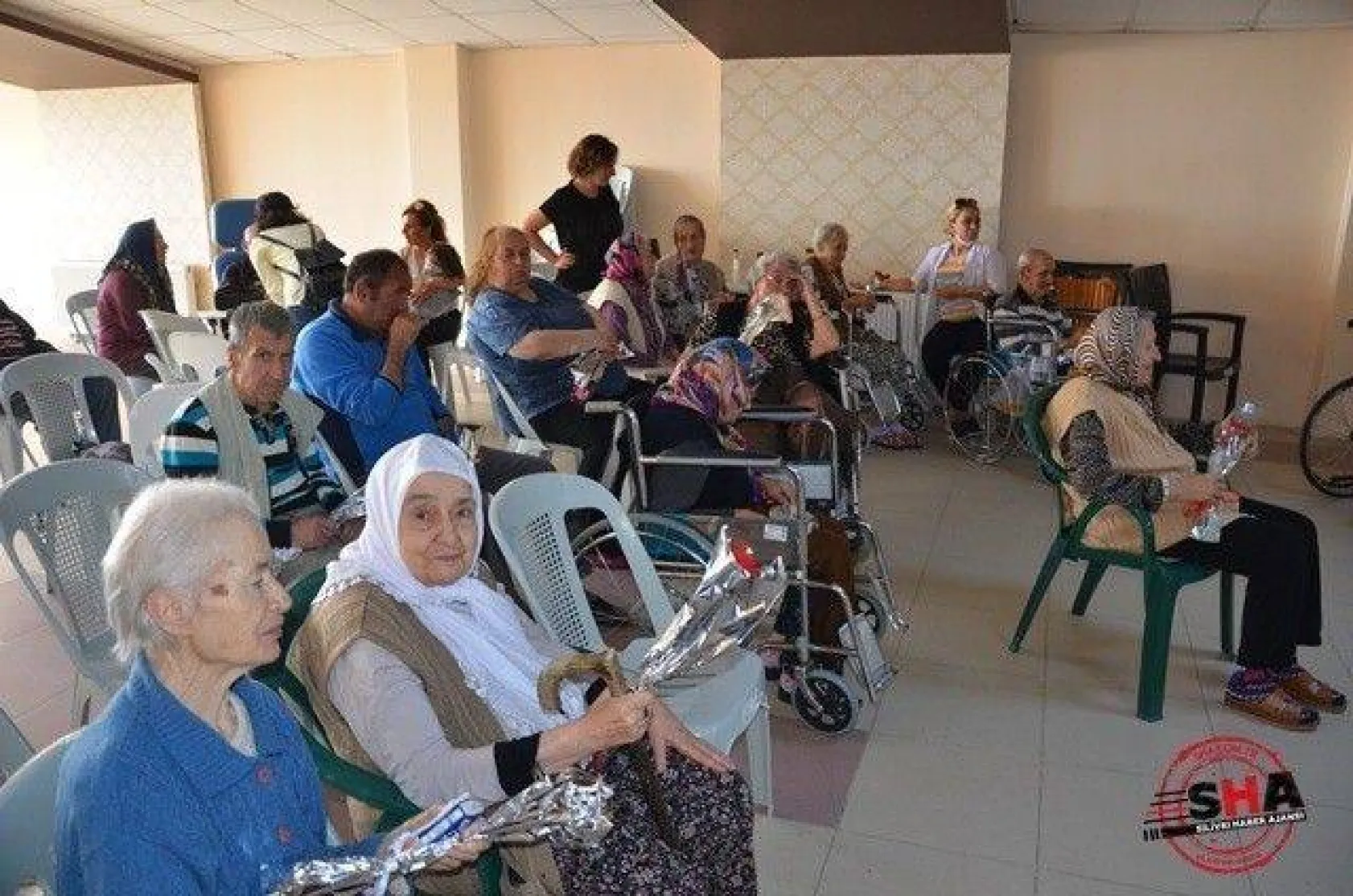 Doğrular OSGB'den huzurevi ziyareti