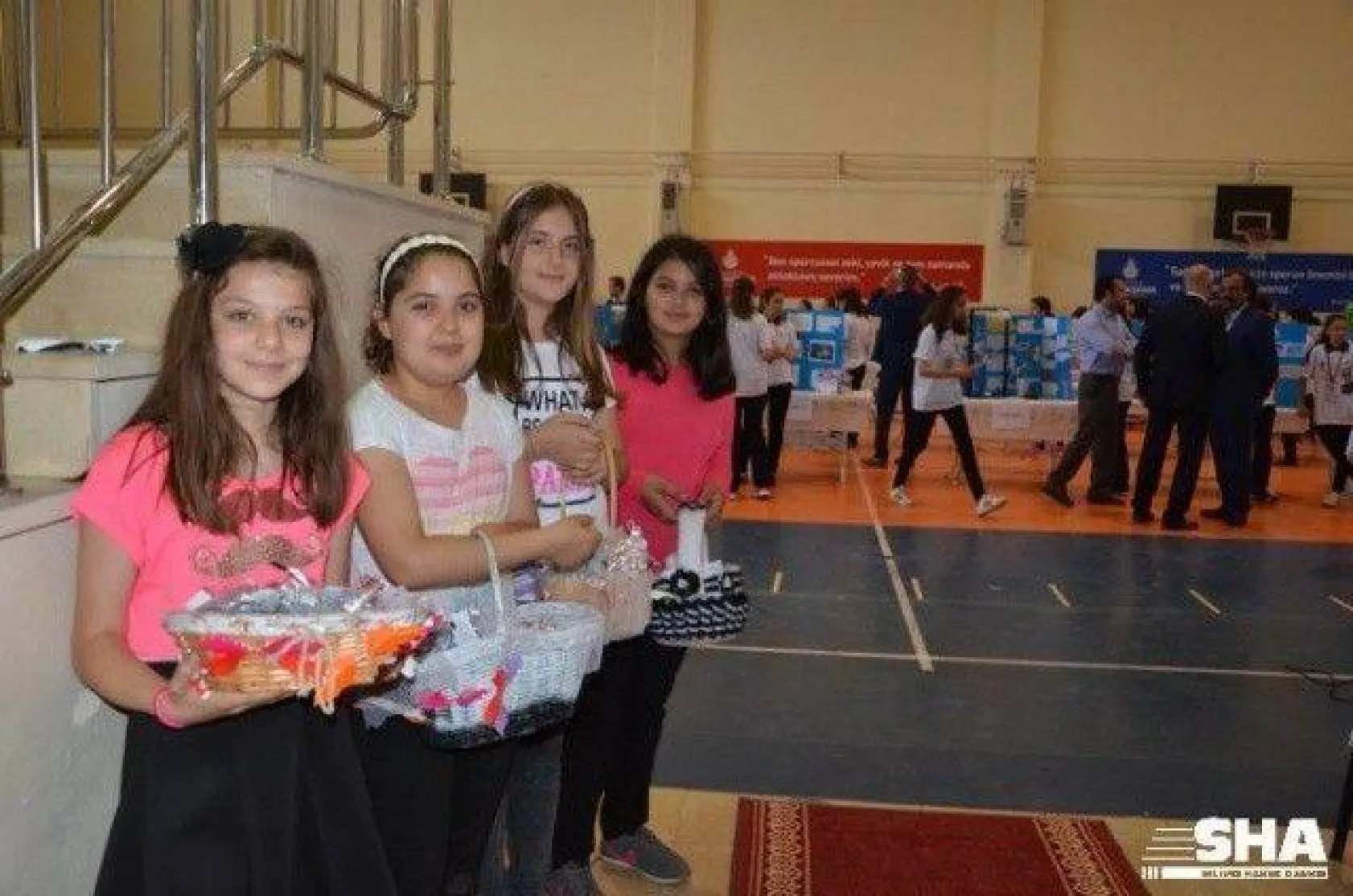 Ortaokul öğrencilerinden bilim fuarı