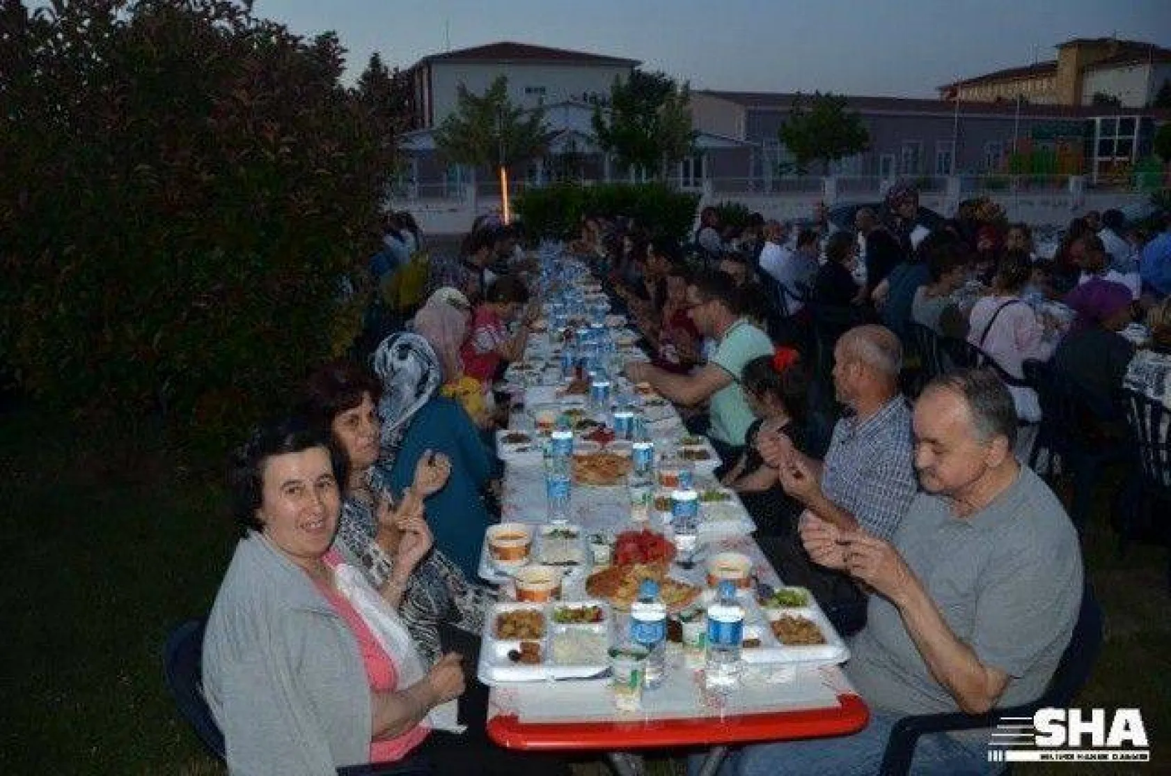 Özel sporcular iftarda bir araya geldi