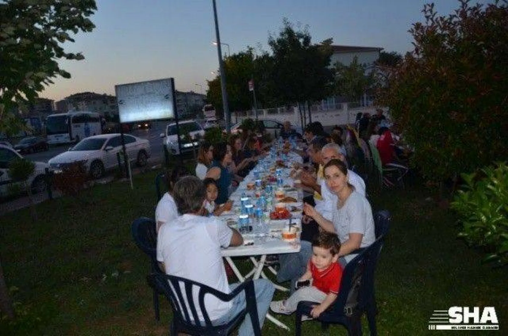 Özel sporcular iftarda bir araya geldi