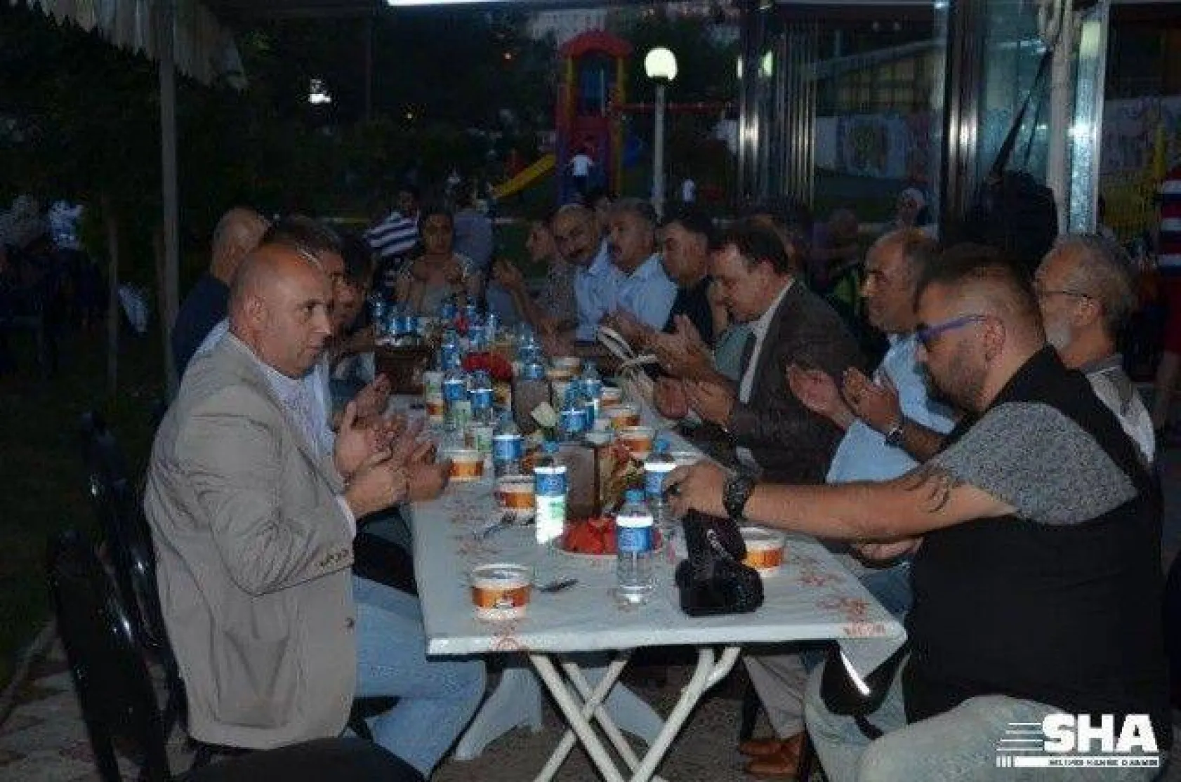 Özel sporcular iftarda bir araya geldi