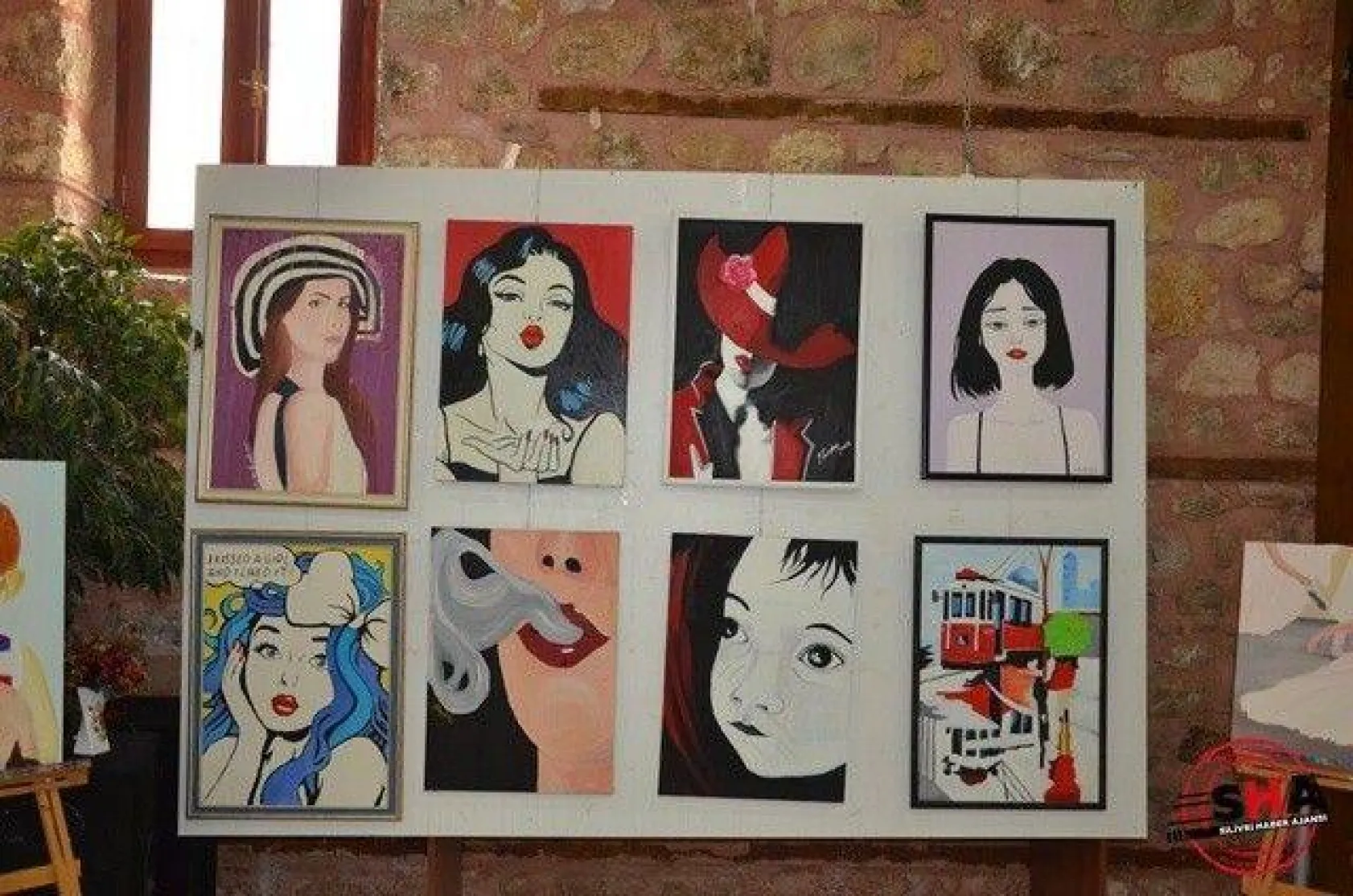 TOKİ Cumhuriyet Anadolu Lisesi resimlerini sergiledi