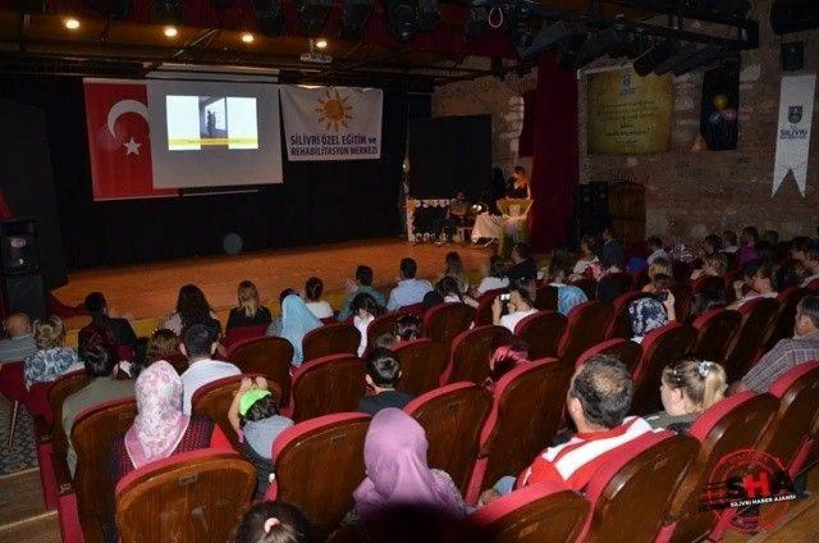 Yılsonu etkinlikleri büyük beğeni topladı