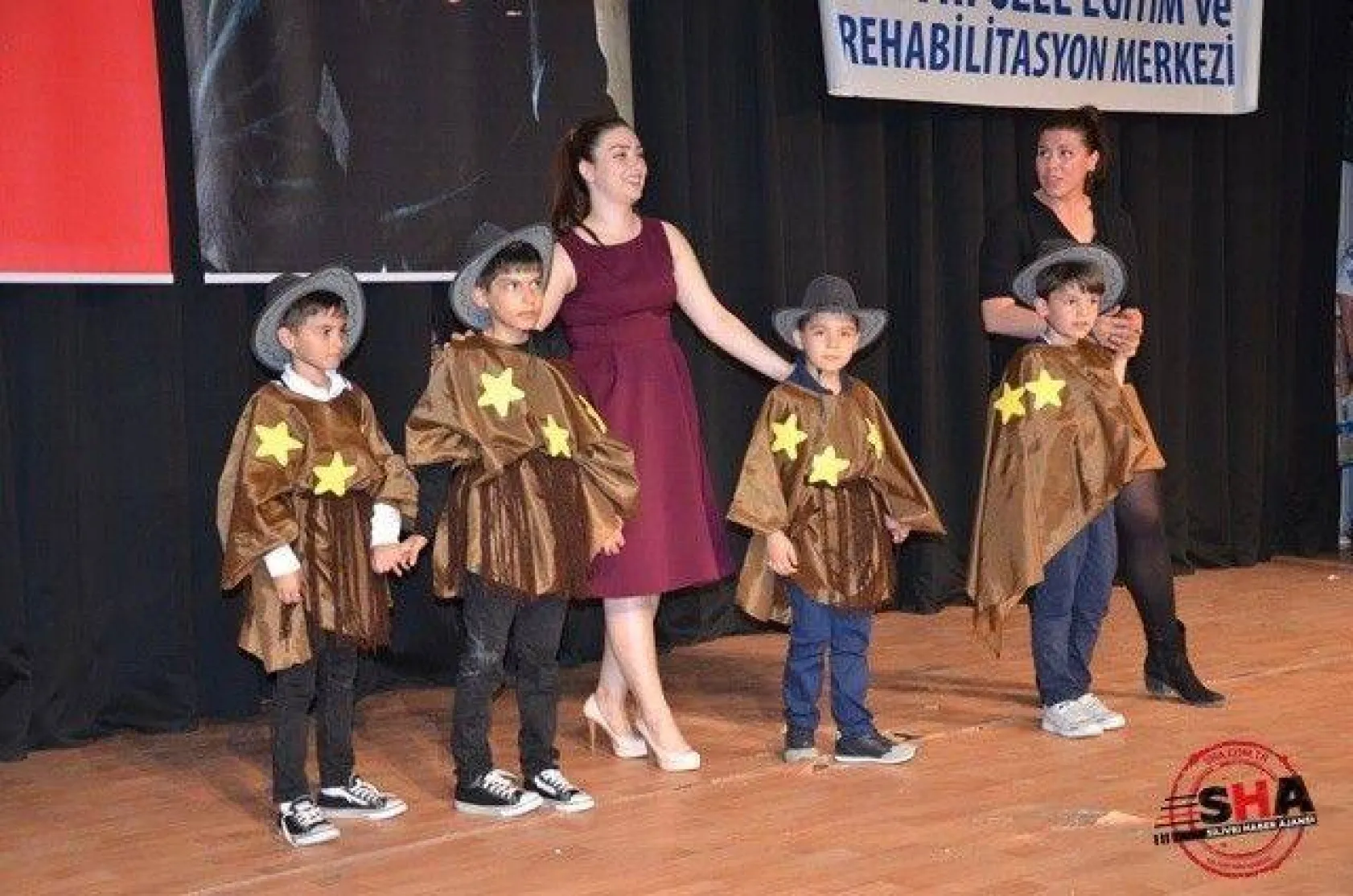 Yılsonu etkinlikleri büyük beğeni topladı