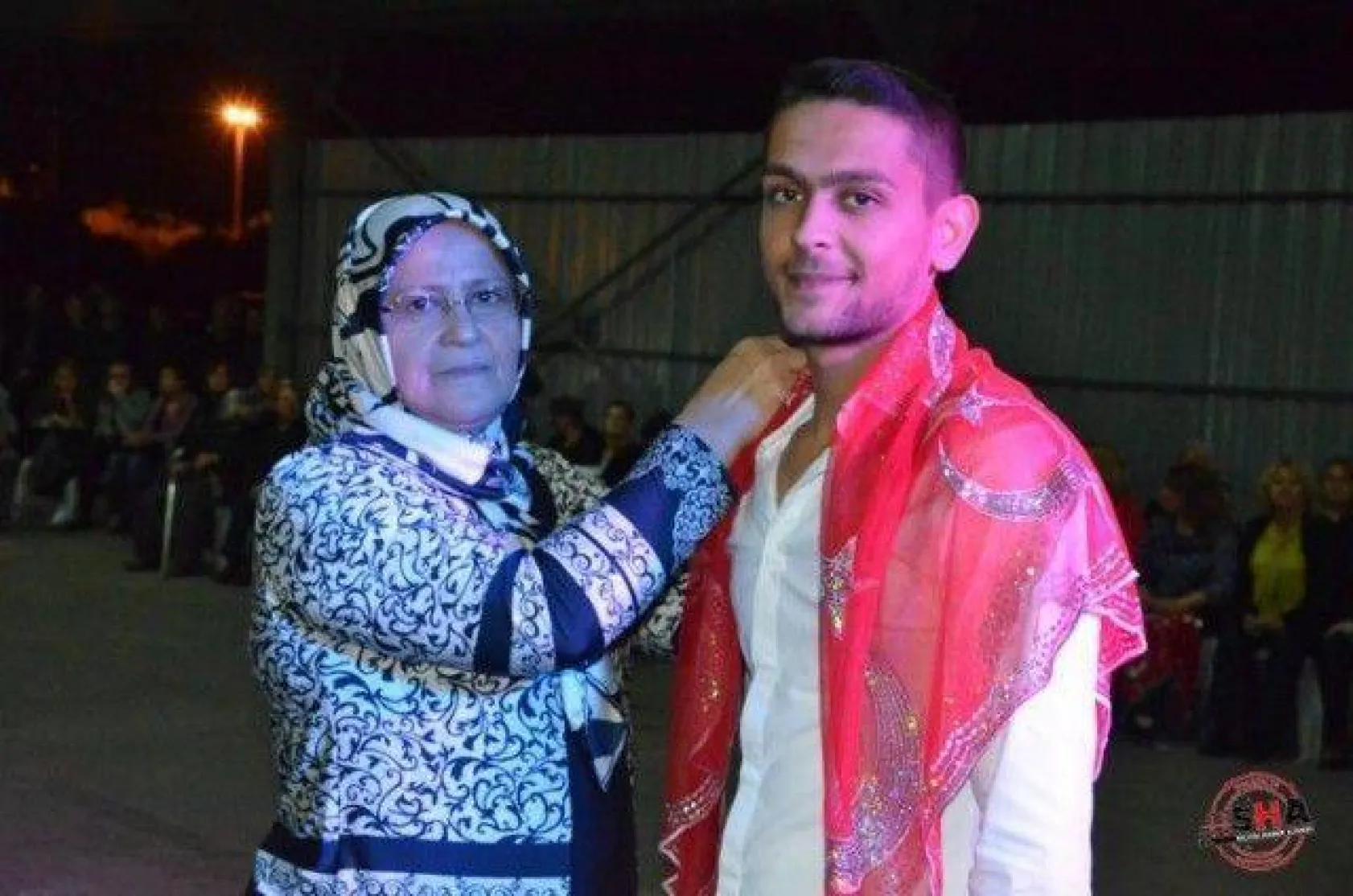 Düğün gibi asker eğlencesi