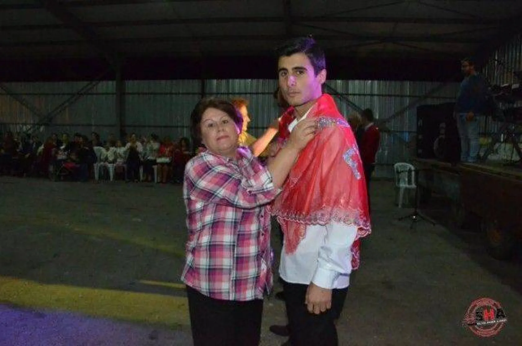 Düğün gibi asker eğlencesi