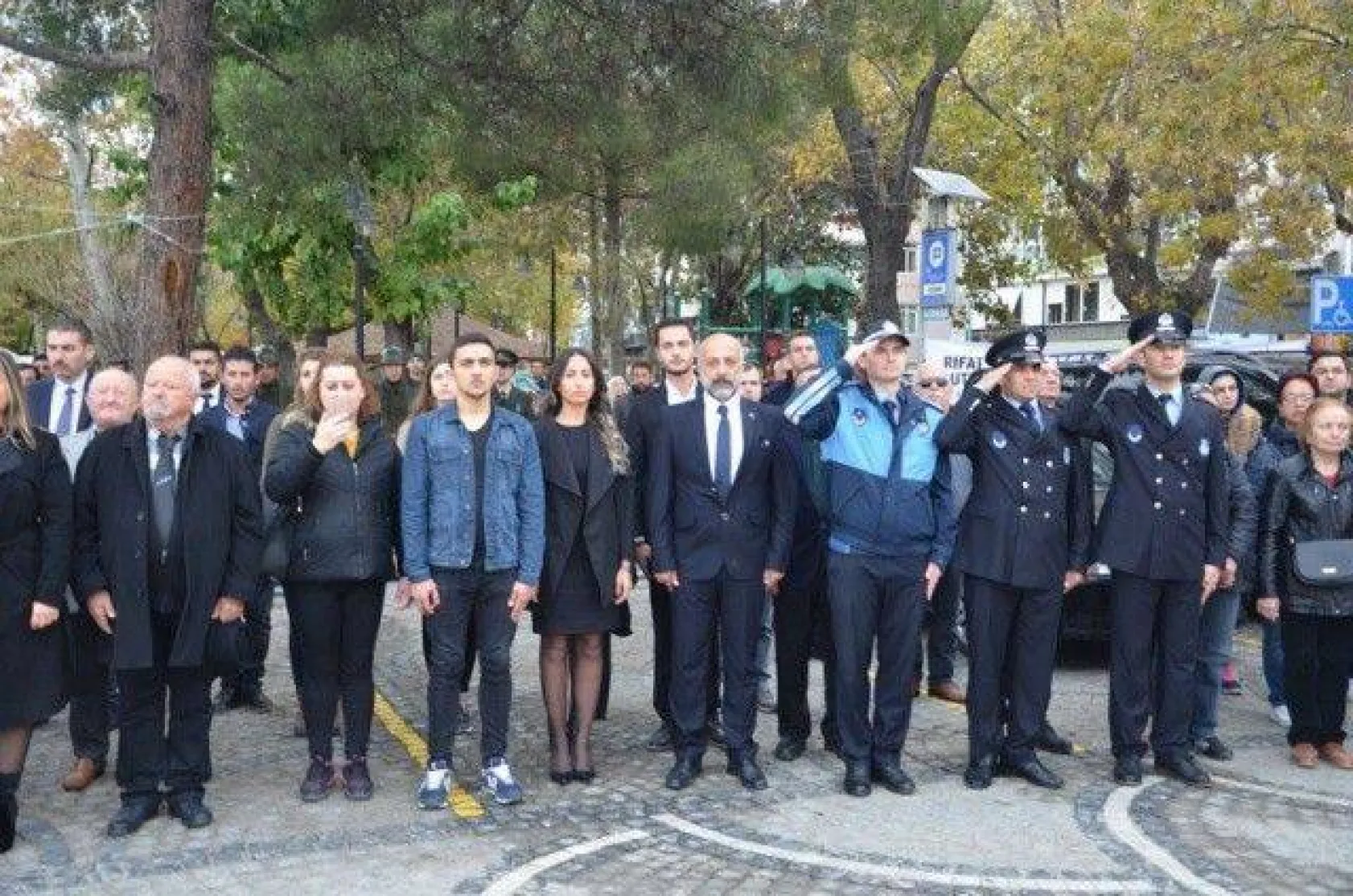 Ebedi Başkomutan törenle anıldı [Foto Galeri]