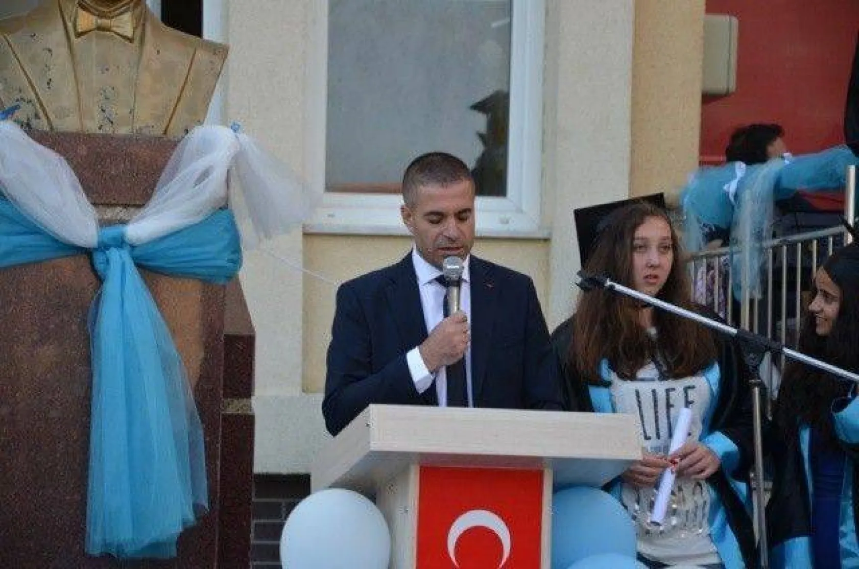 Ertuğrul Gazi'de mezuniyet coşkusu