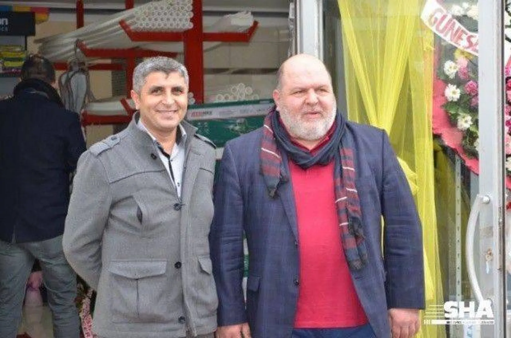 Hanedan, dualarla açıldı