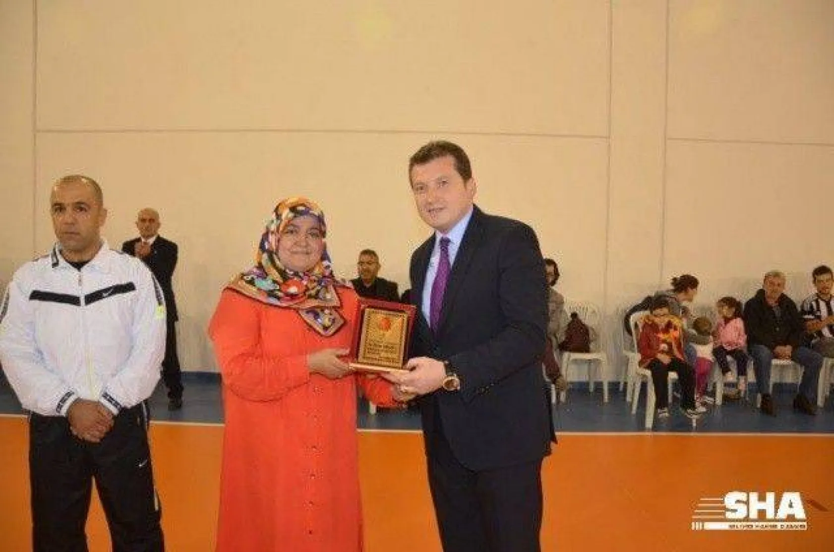 Öğrenciler yeni kuşaklarını aldı