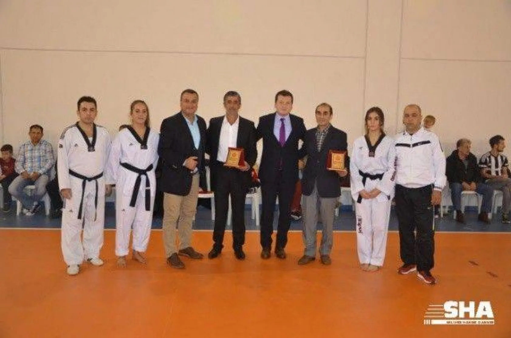 Öğrenciler yeni kuşaklarını aldı