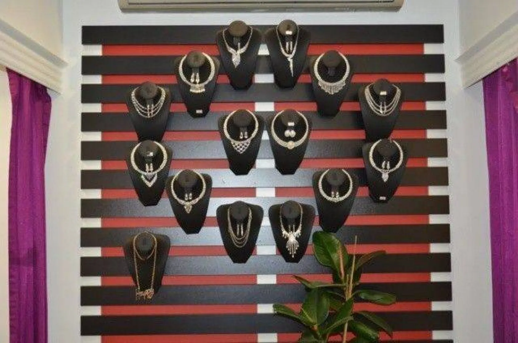 Rüya Giyim yeni sezona iddialı giriyor