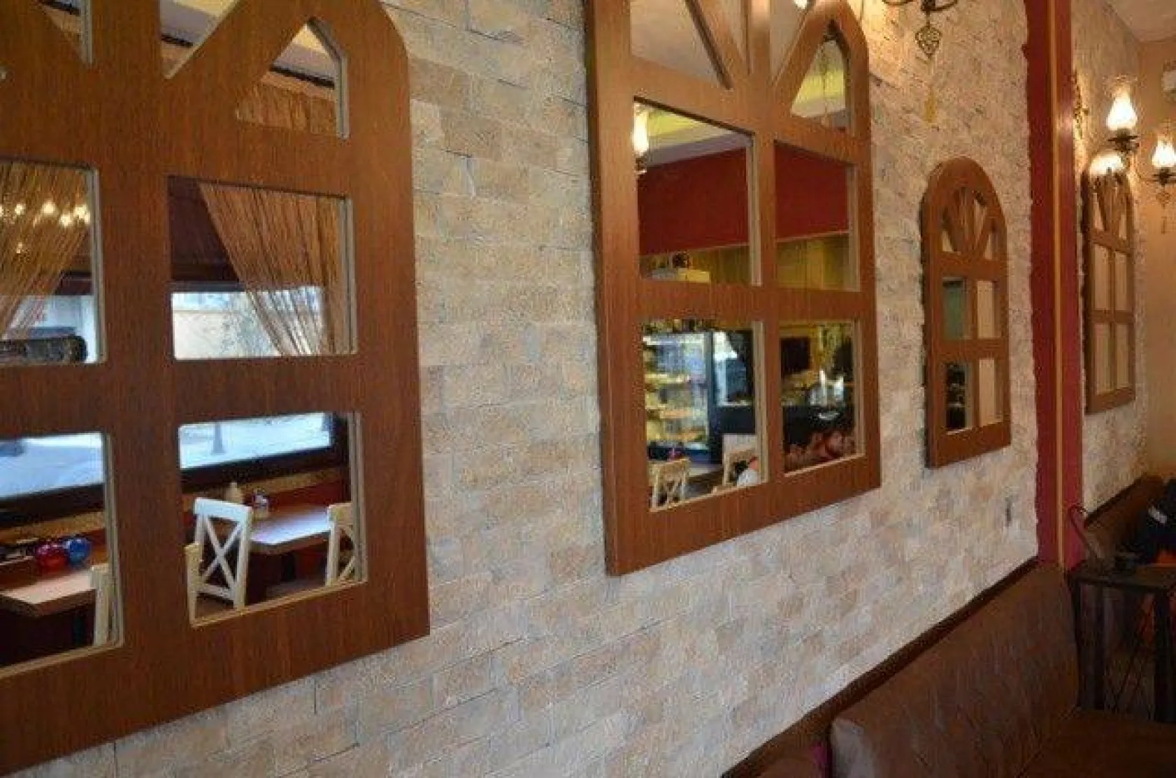 Kendi şirin, yemekleri lezzetli: ÜSKÜP KÖFTE