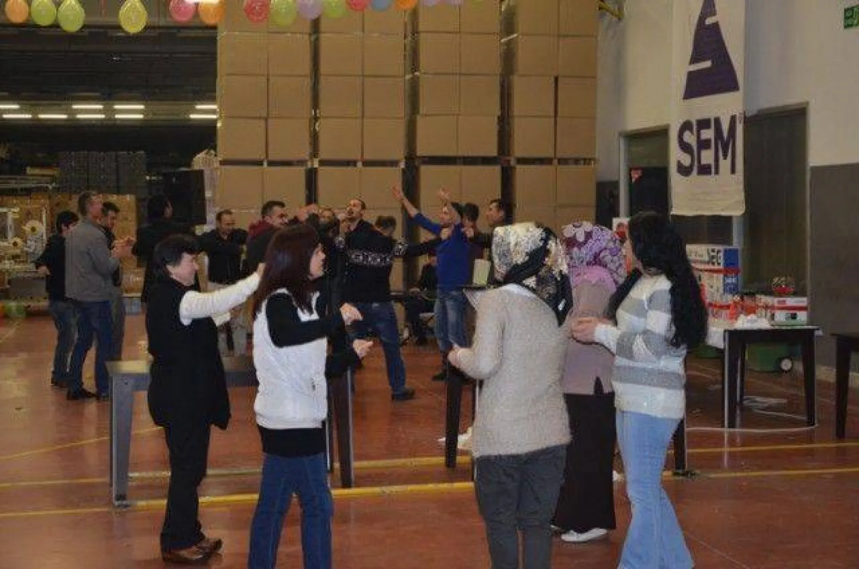 SEM Plastik'ten motivasyon gecesi