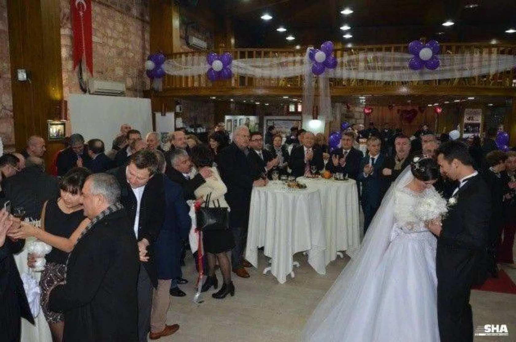 İşadamları bu nikâhta bir araya geldi