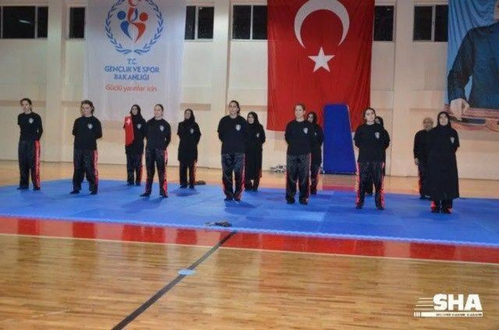 Yakın savunma teknikleri öğrendiler