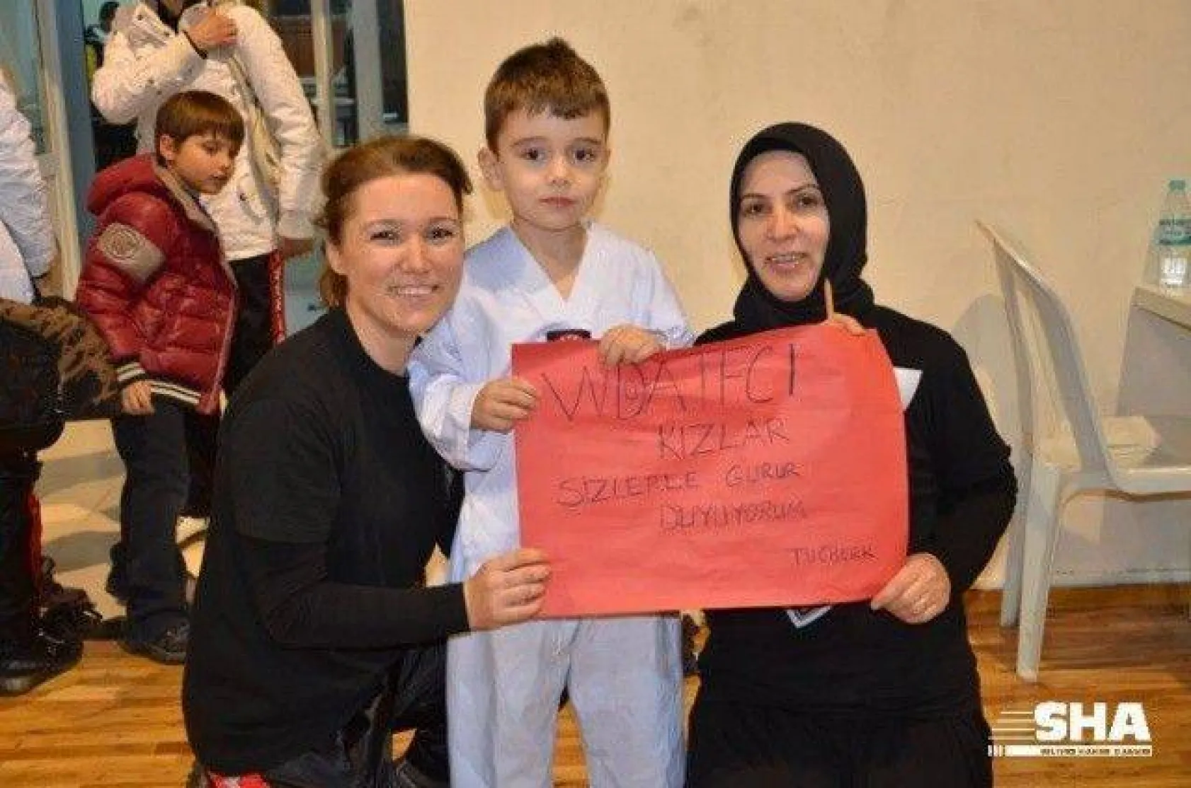 Yakın savunma teknikleri öğrendiler