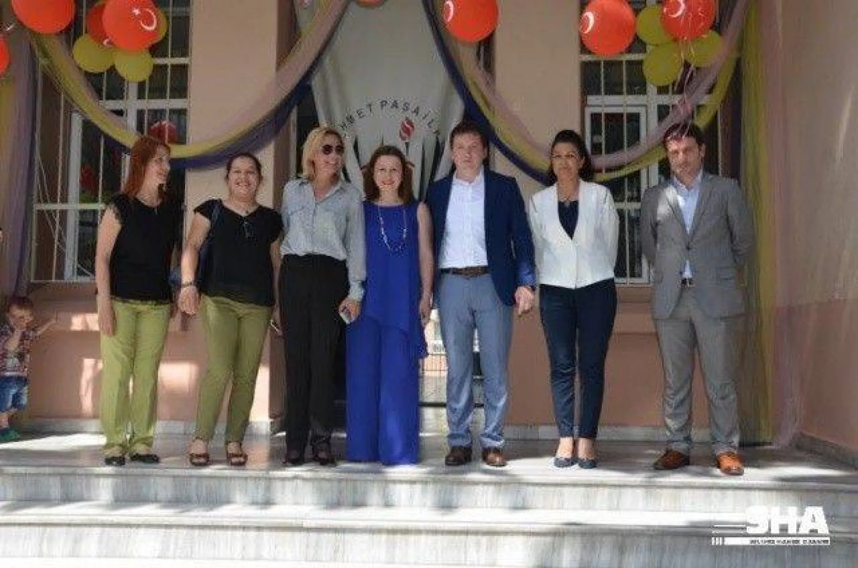 Yaklaşık 27 bin öğrenci bugün karne aldı