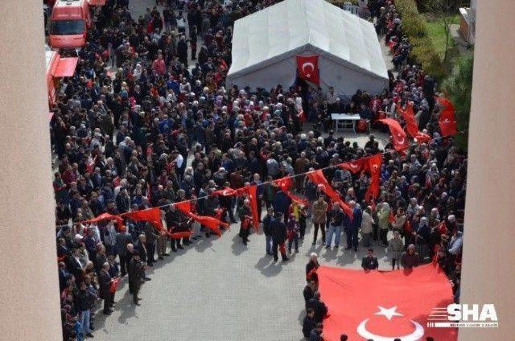 Onbinlerce Silivrili Şehidi için Tek Yürek Oldu