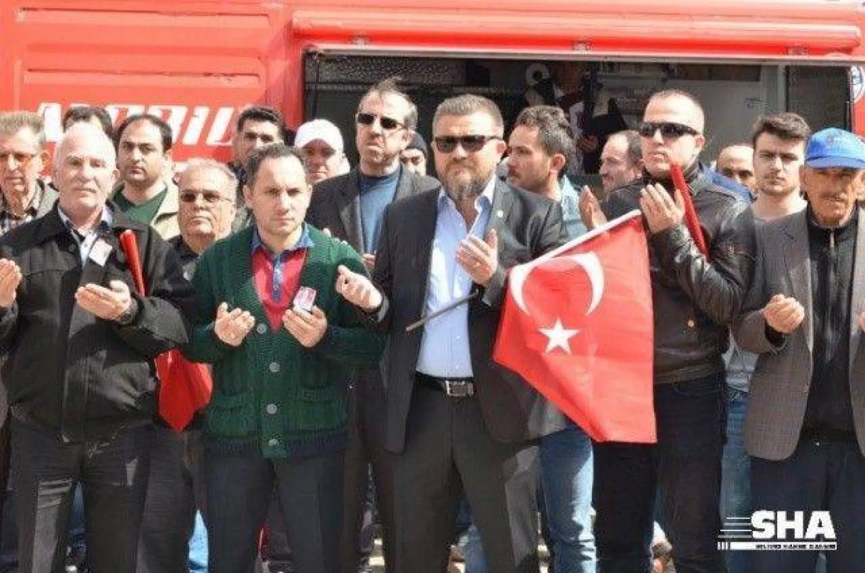 Onbinlerce Silivrili Şehidi için Tek Yürek Oldu