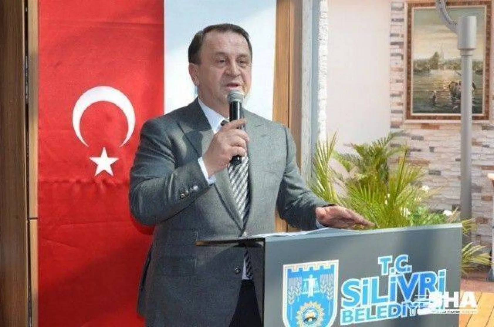 Şehitlikler ziyaret edildi