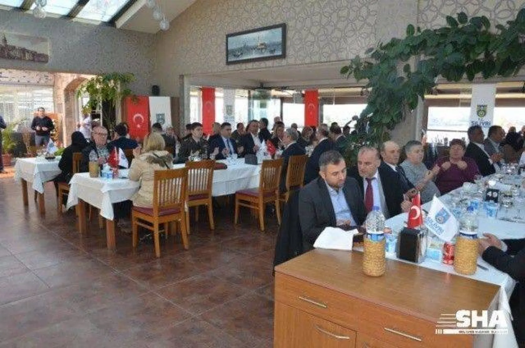 Şehitlikler ziyaret edildi