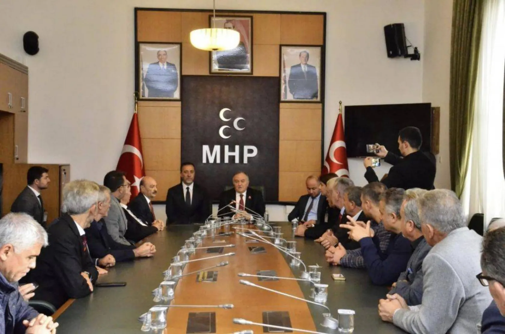 Başkan Yılmaz muhtarlar ile Ankara mesaisi yaptı