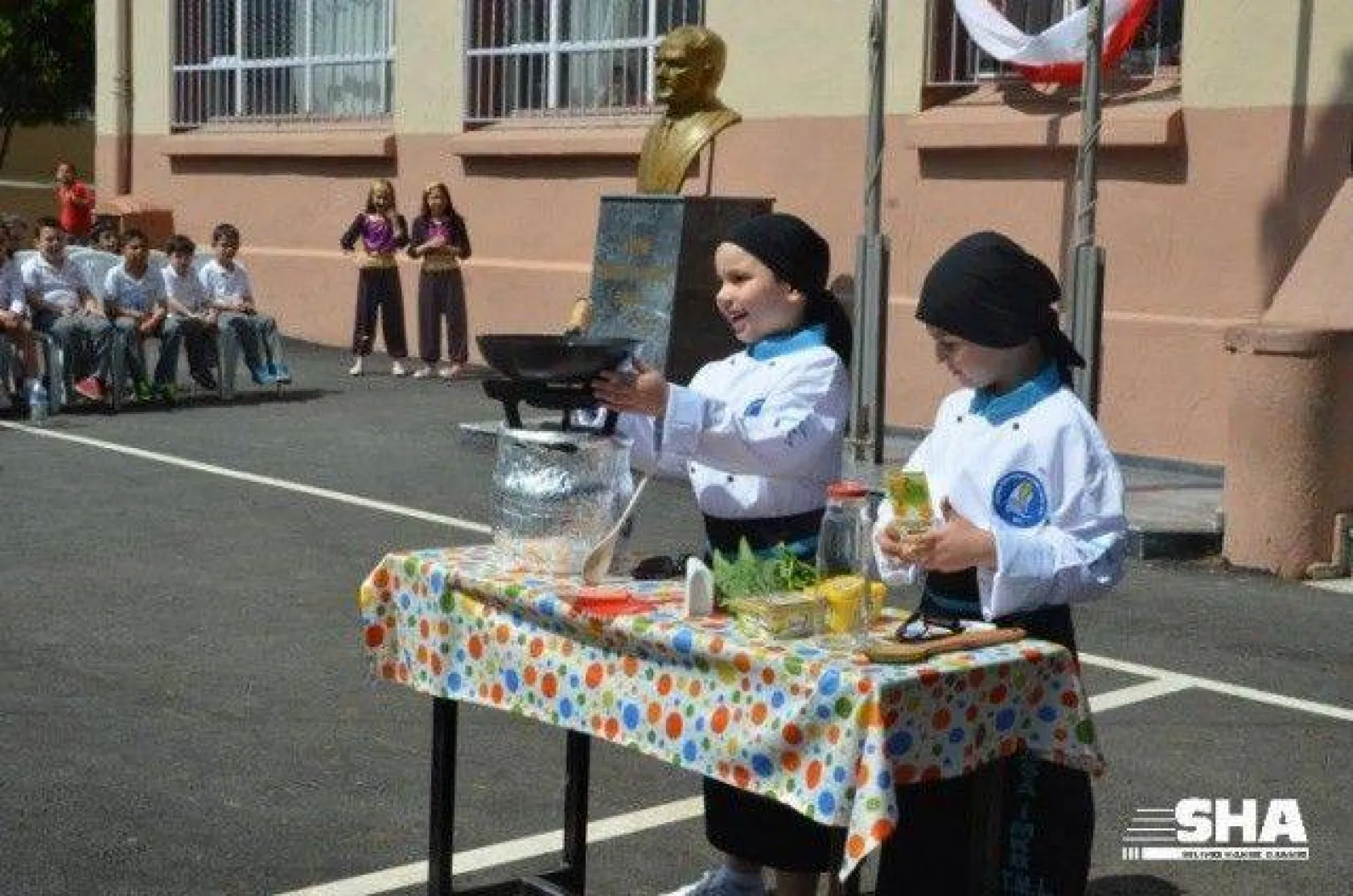 Piri Paşa'da yılsonu şenliği