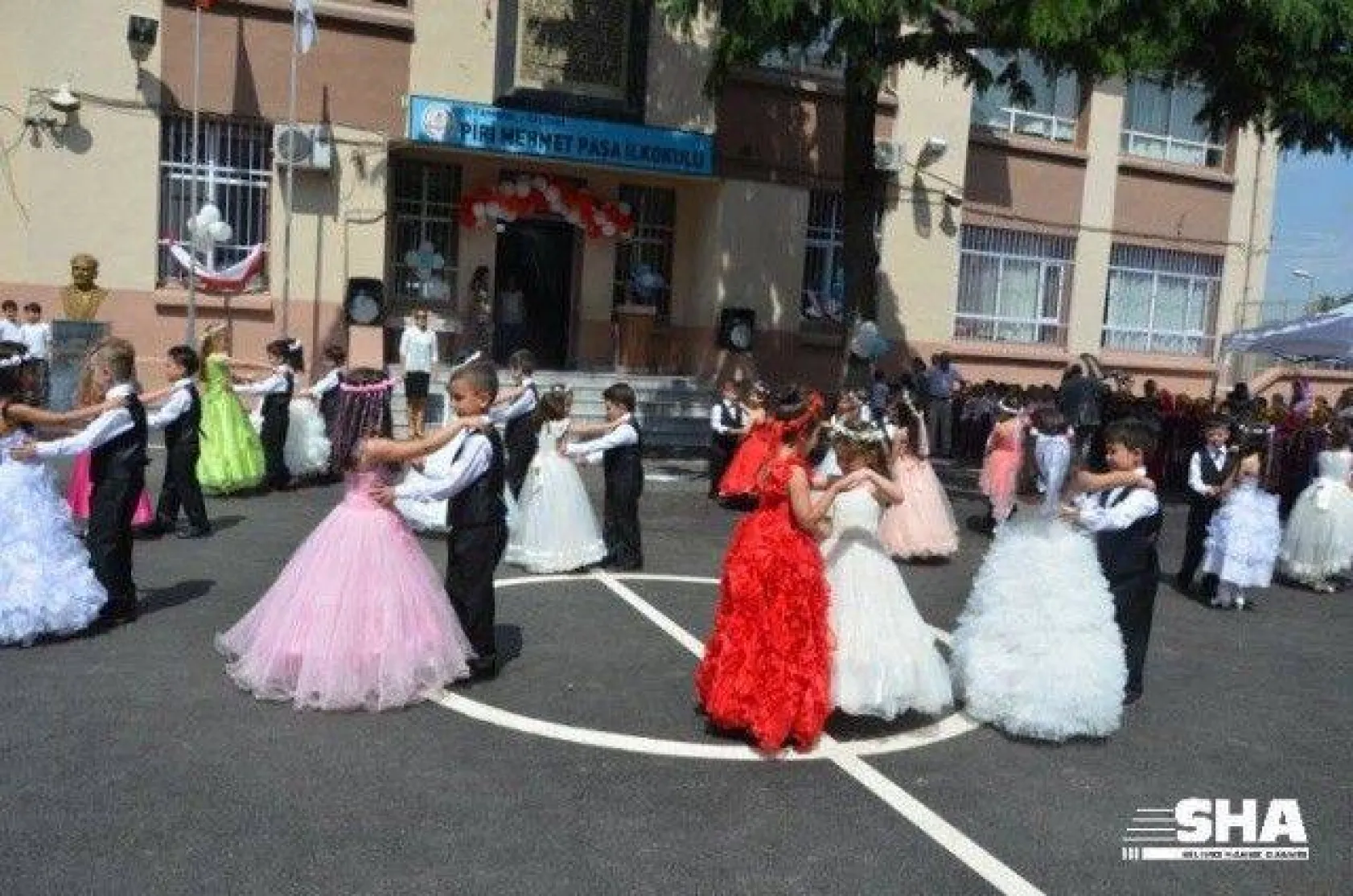 Piri Paşa'da yılsonu şenliği