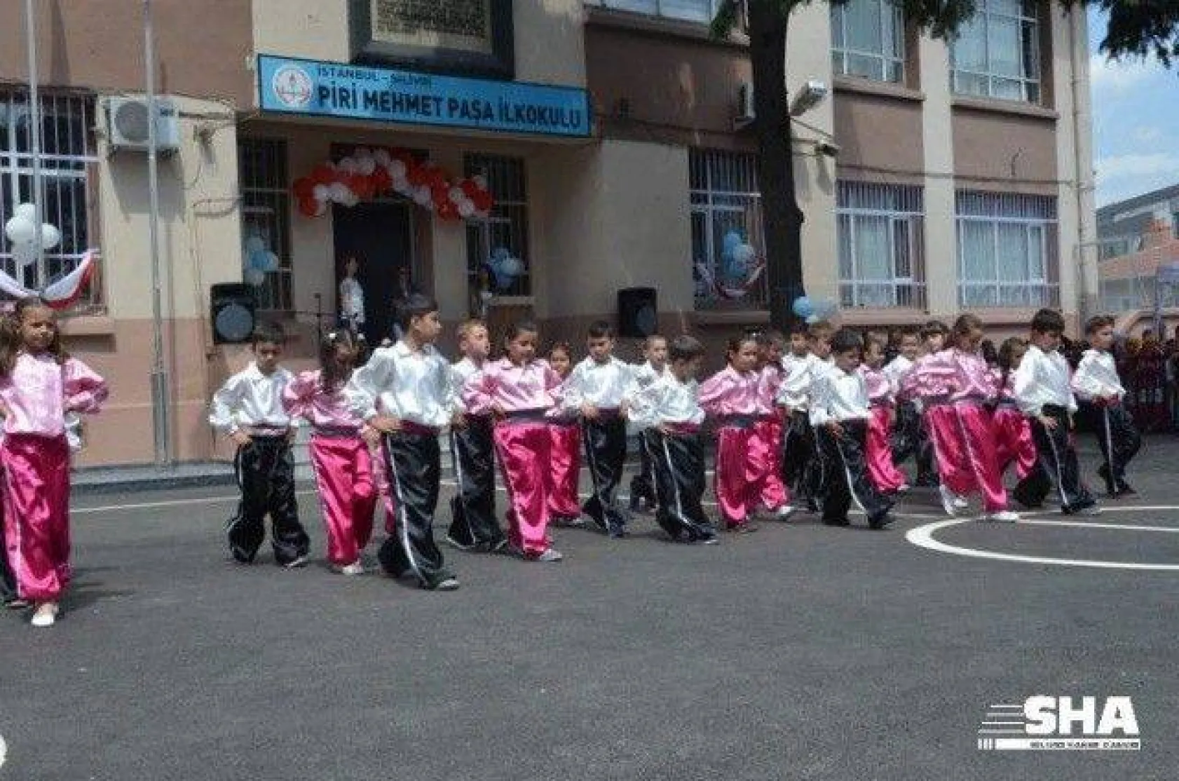 Piri Paşa'da yılsonu şenliği